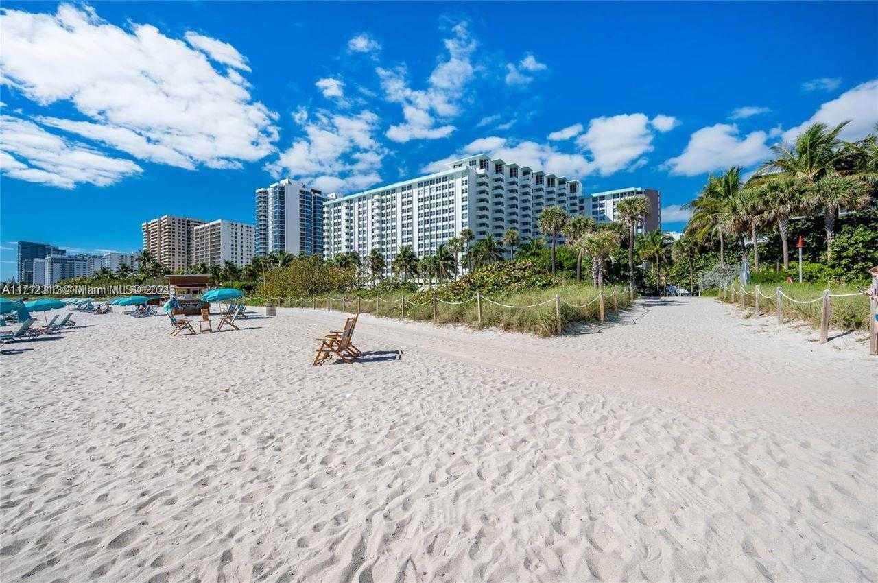 Small Image of 2899 COLLINS AVE #1516, Miami Beach Number 48