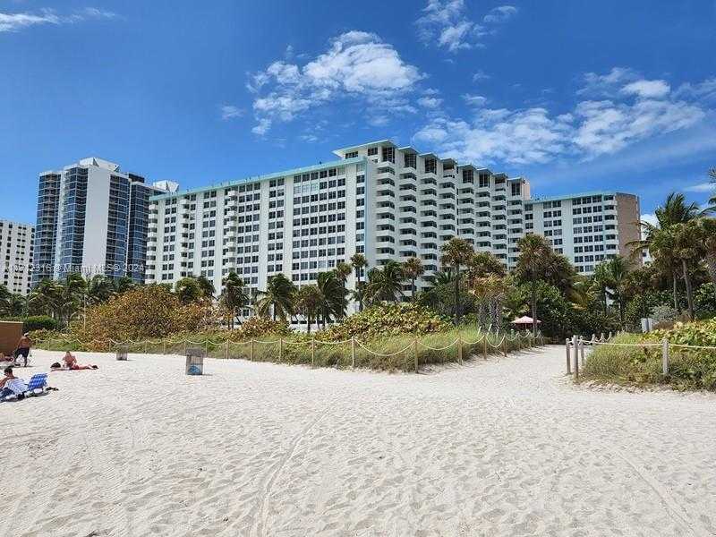 Small Image of 2899 COLLINS AVE #1516, Miami Beach Number 49