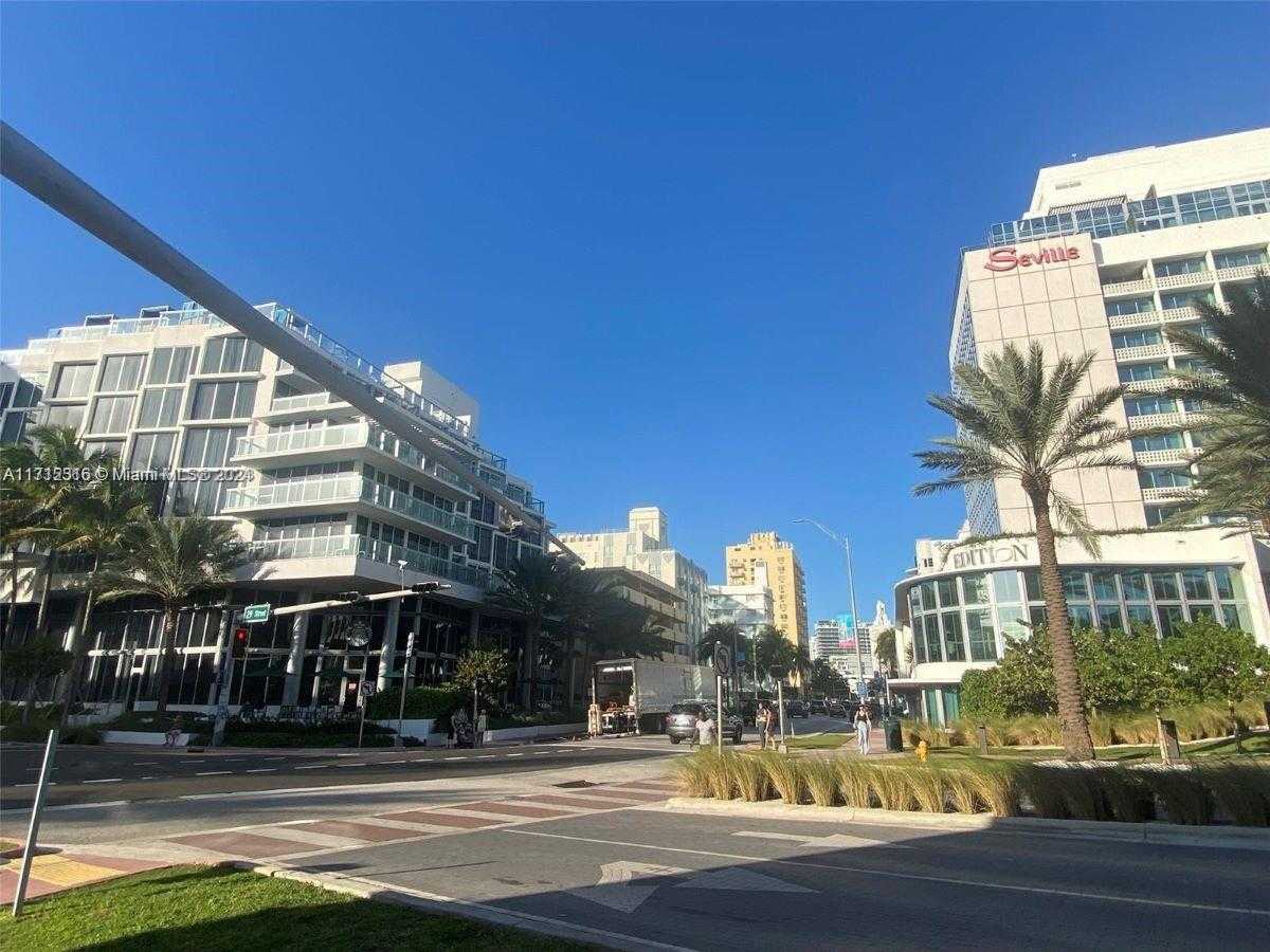 Small Image of 2899 COLLINS AVE #1516, Miami Beach Number 5
