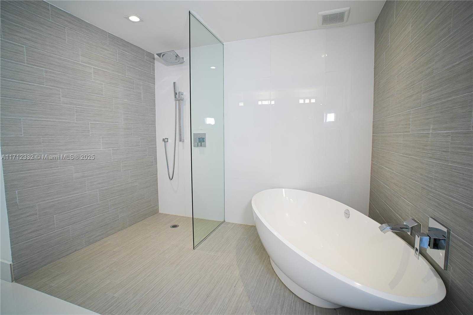 Small Image of 300 SUNNY ISLES BLVD #4-1603, Sunny Isles Beach Number 38