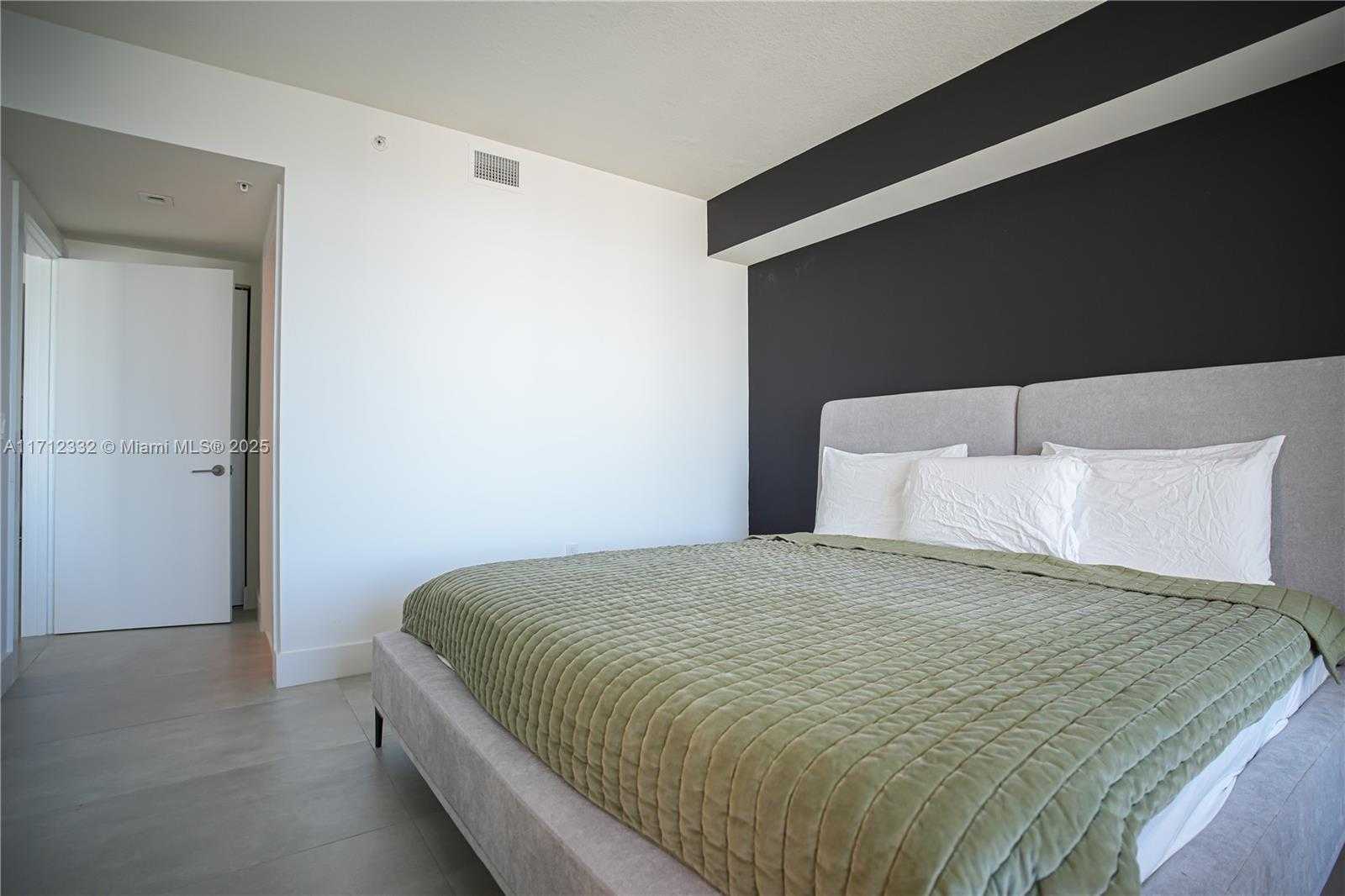 Small Image of 300 SUNNY ISLES BLVD #4-1603, Sunny Isles Beach Number 57