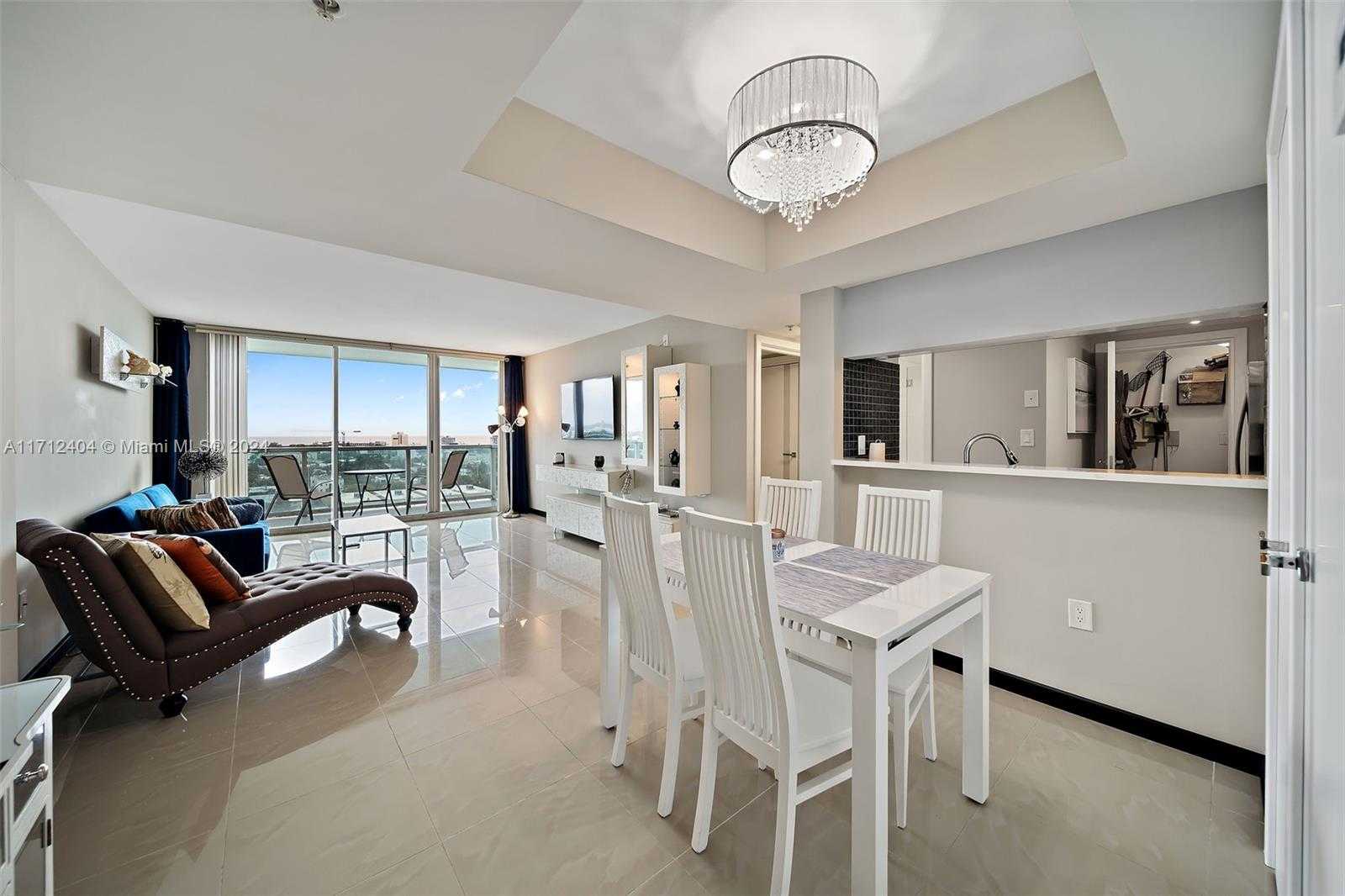 Small Image of 650 WEST AVE #1506, Miami Beach Number 2