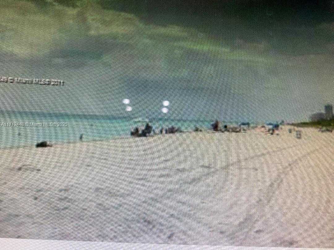 Small Image of 8888 #218, Surfside Number 22