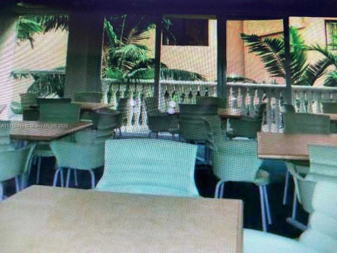 Small Image of 8888 #218, Surfside Number 27