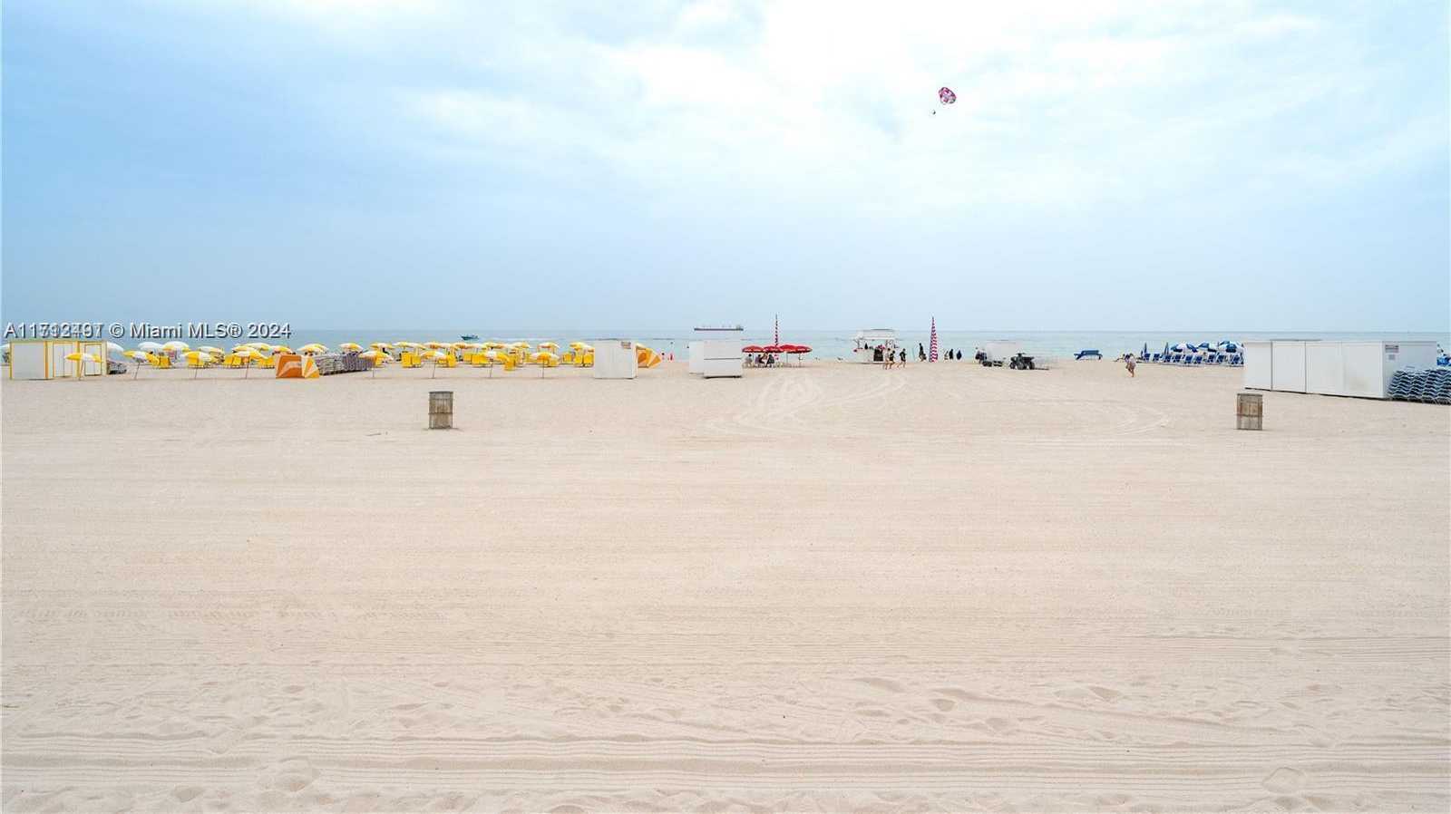 Small Image of 1621 COLLINS AVE #302, Miami Beach Number 22
