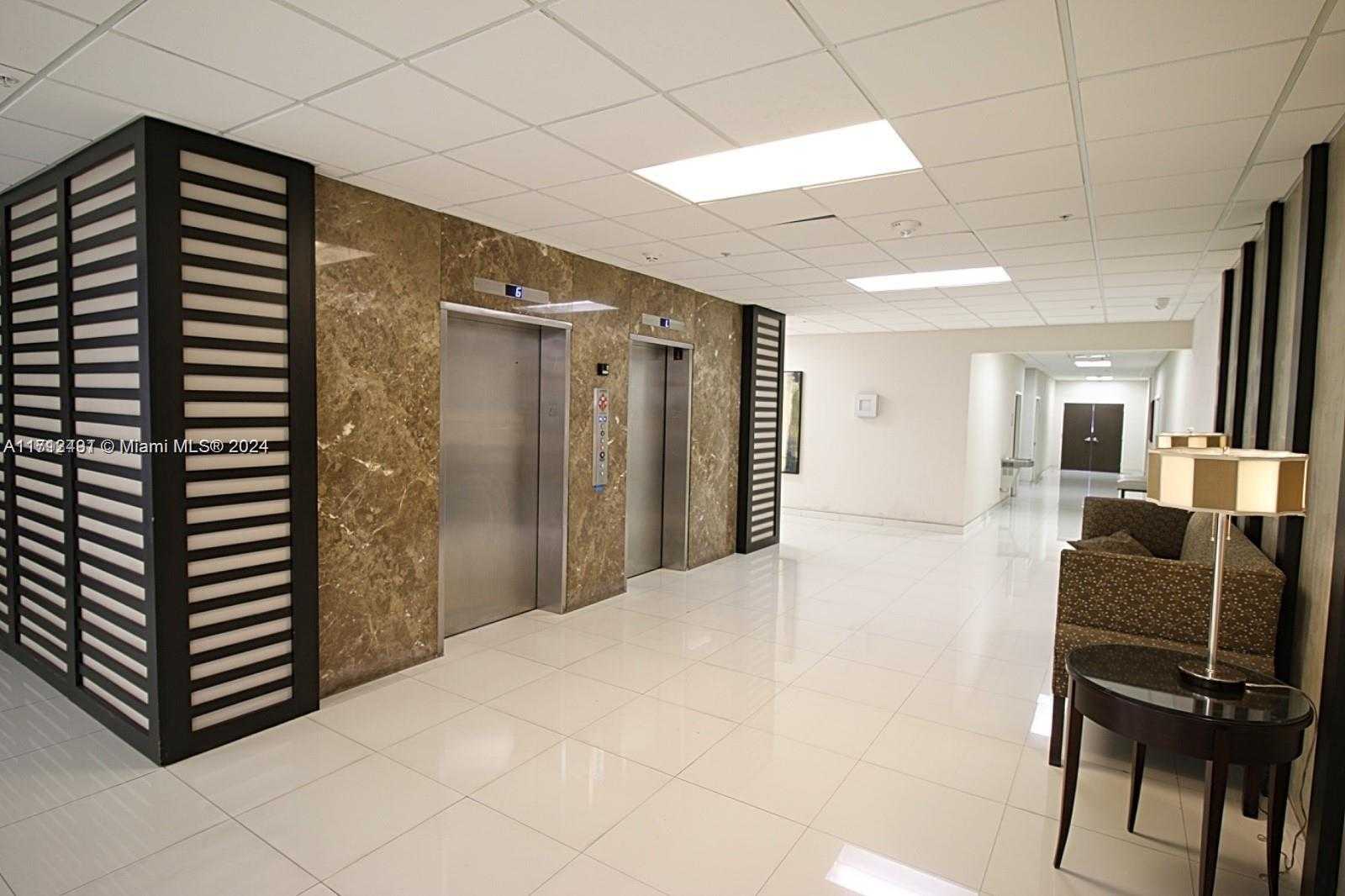 Small Image of 1621 COLLINS AVE #302, Miami Beach Number 30