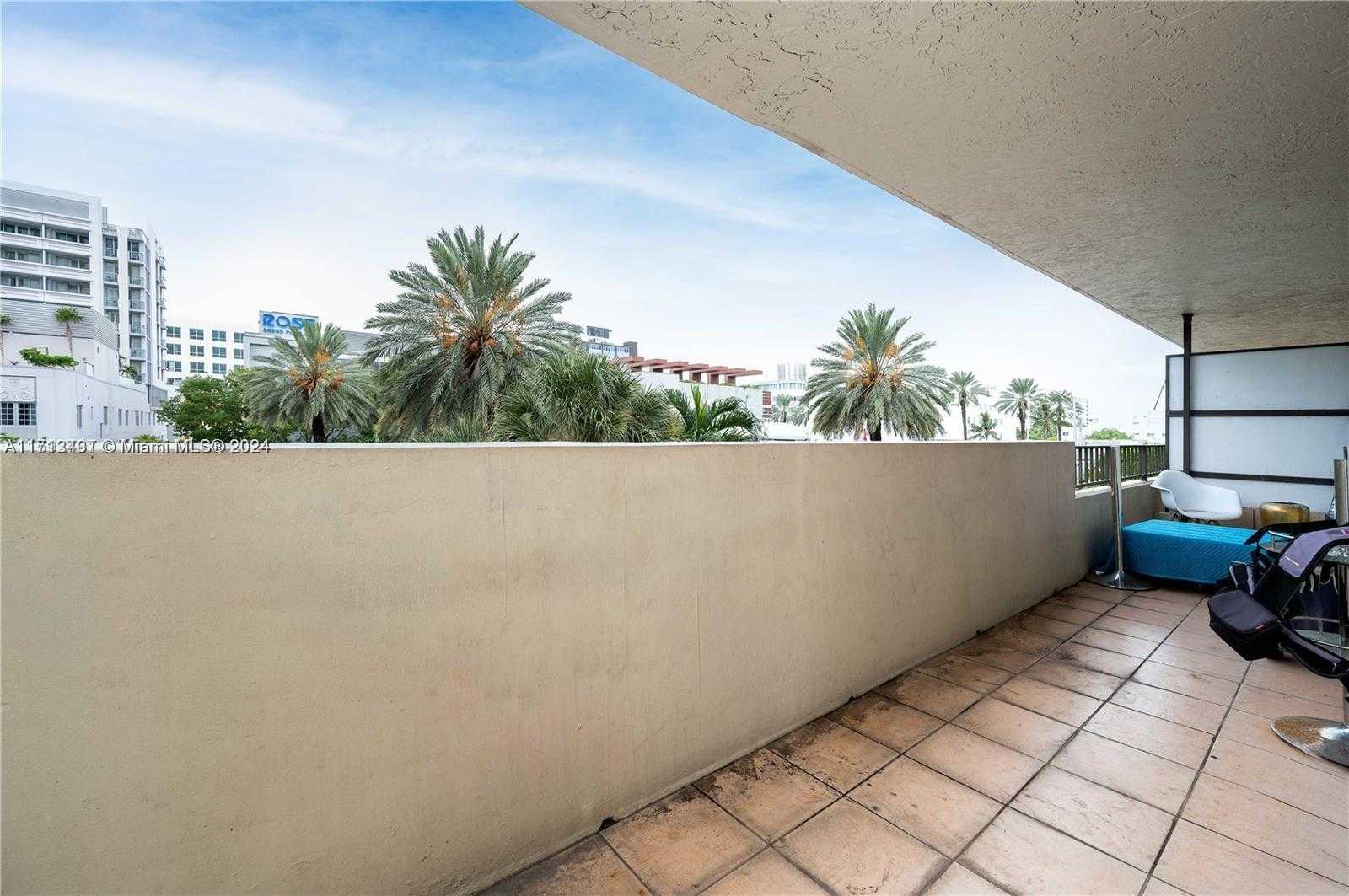 Small Image of 1621 COLLINS AVE #302, Miami Beach Number 7