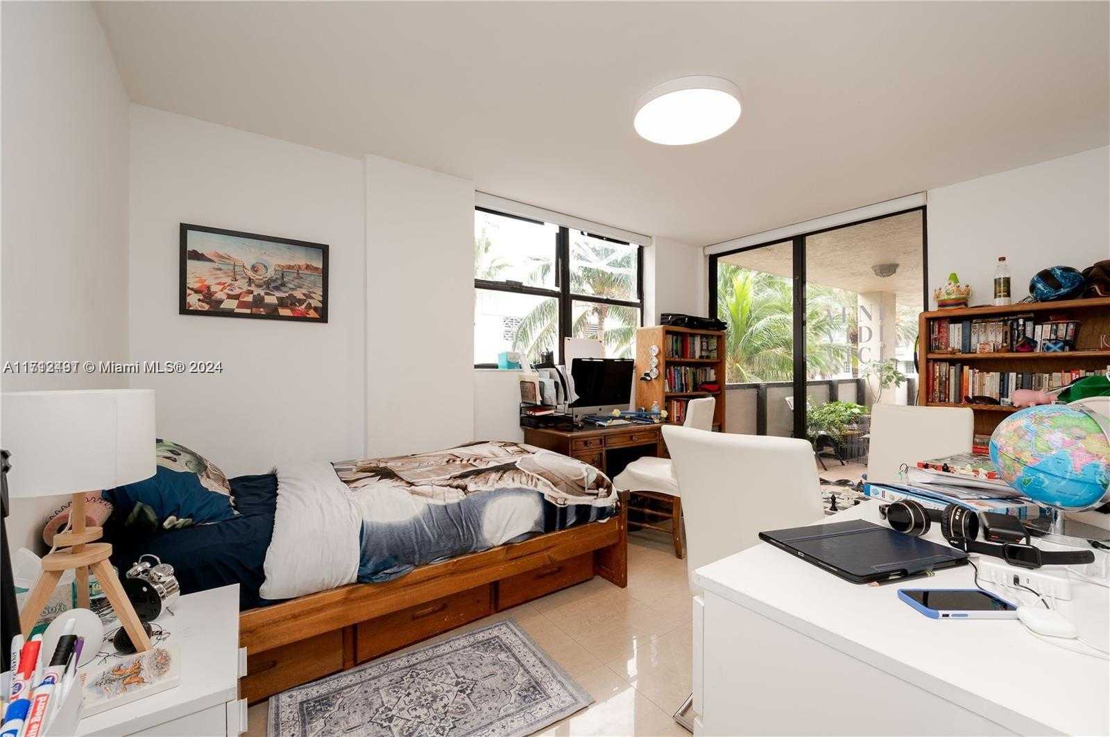 Small Image of 1621 COLLINS AVE #302, Miami Beach Number 8
