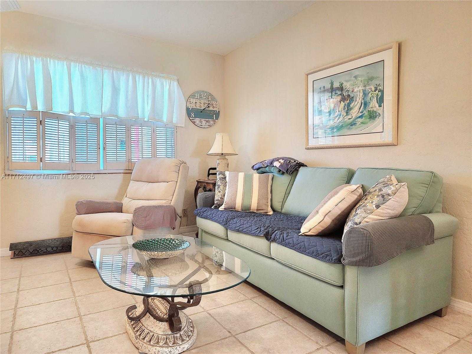 Small Image of 1504 SOUTH SURF RD #57, Hollywood Number 14