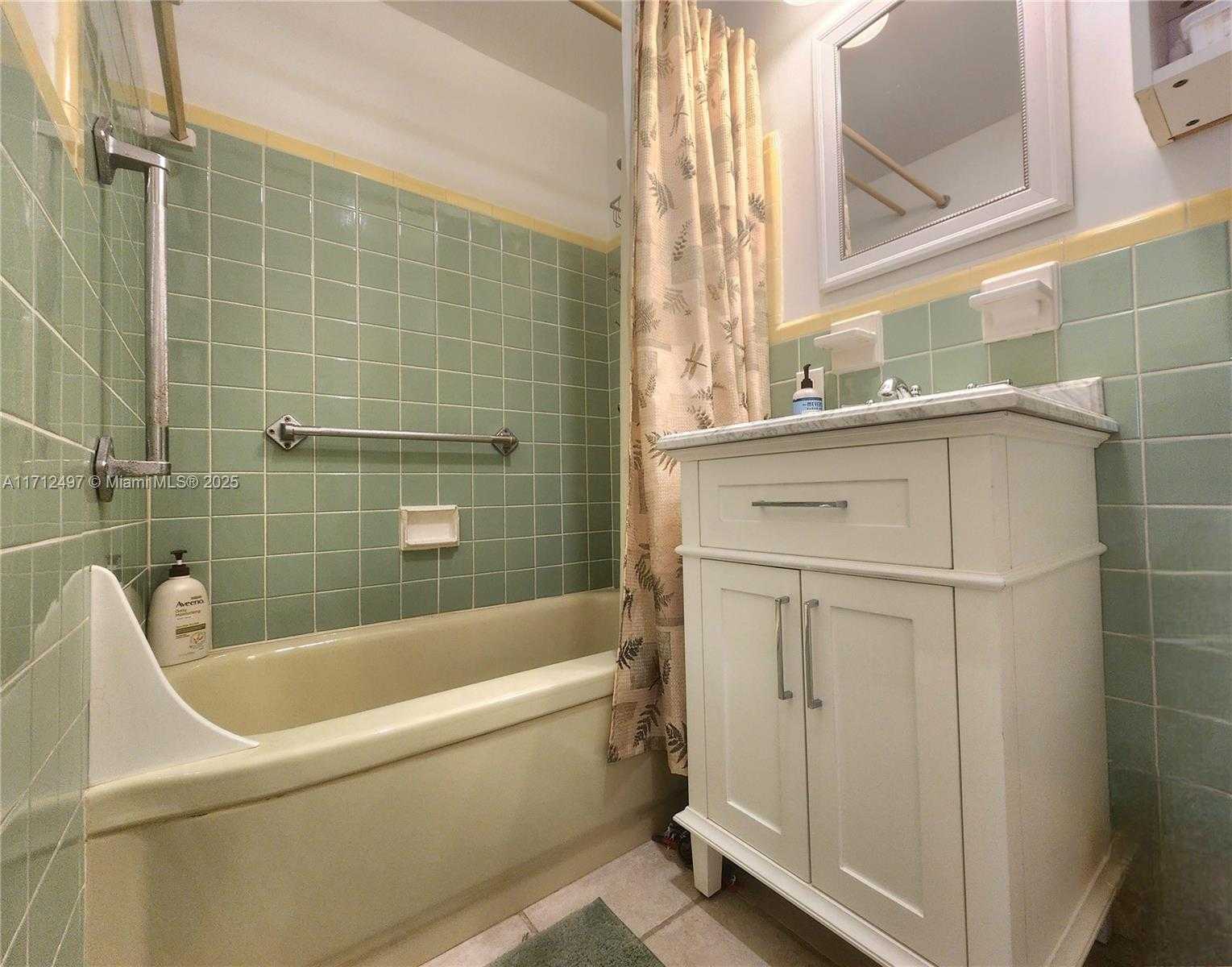 Small Image of 1504 SOUTH SURF RD #57, Hollywood Number 23