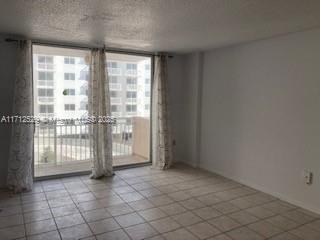 Small Image of 345 OCEAN DR #424, Miami Beach Number 10