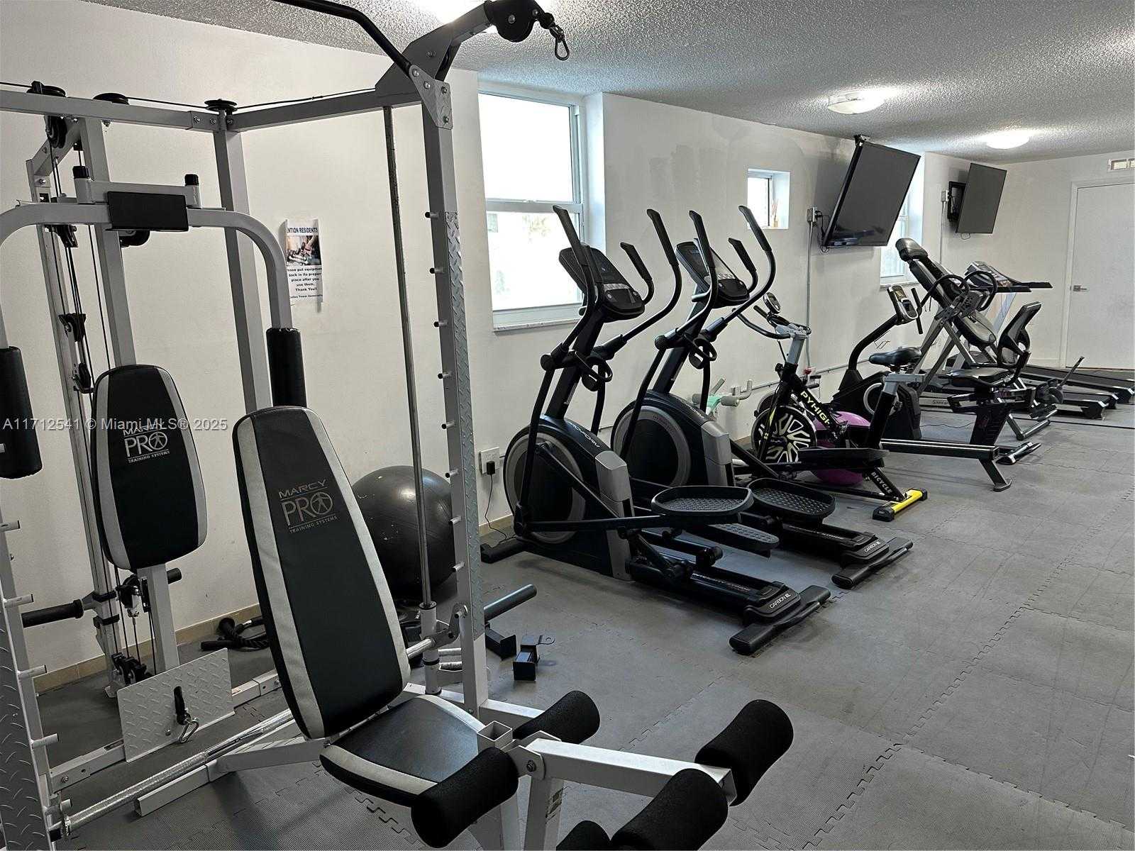 Small Image of 720 COLLINS AVE #404, Miami Beach Number 19