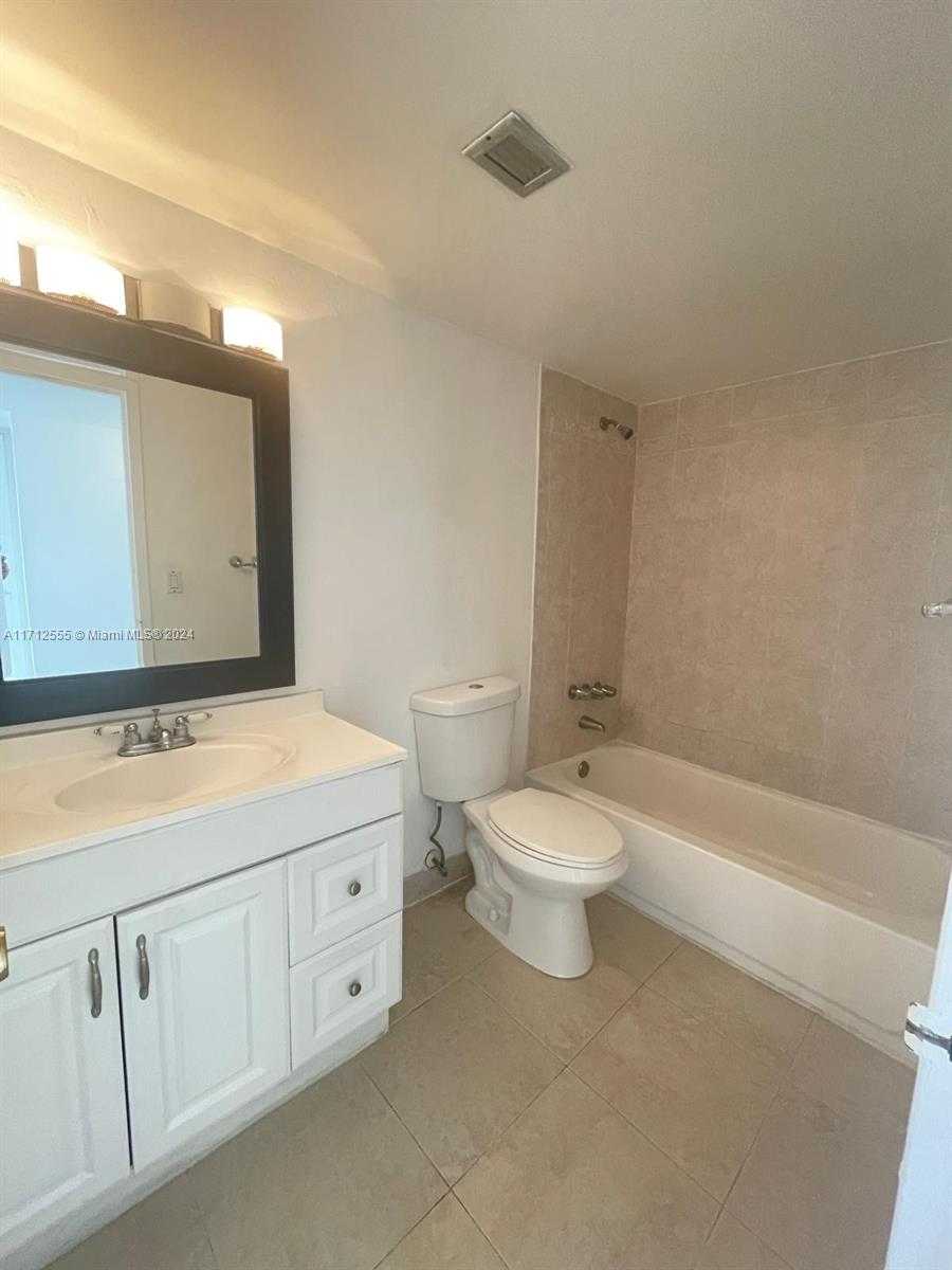 Small Image of 13155 IXORA CT #201, North Miami Number 13