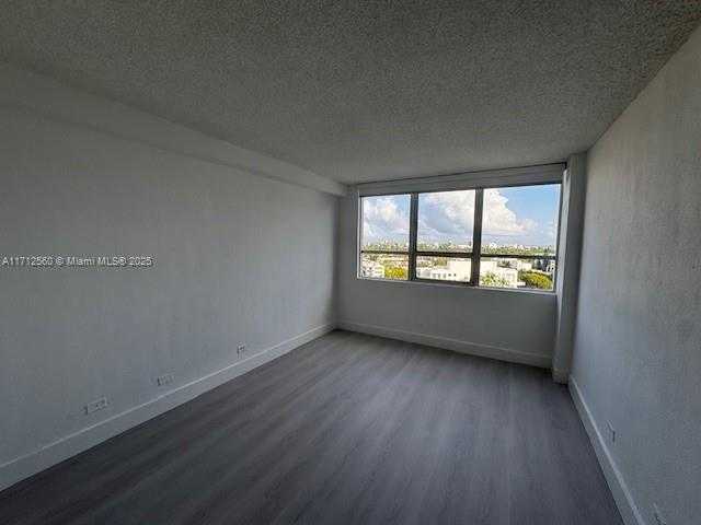 Small Image of 1500 BAY RD #1070S, Miami Beach Number 11