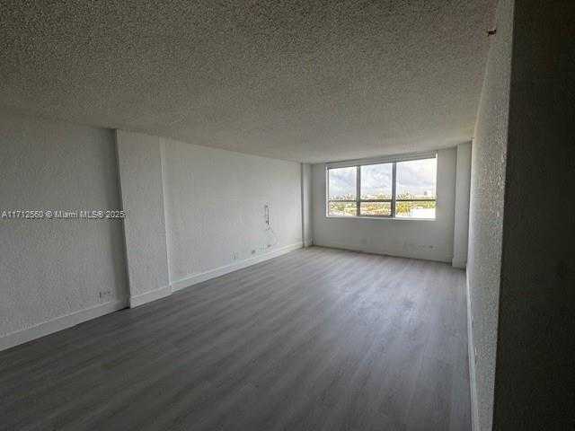 Small Image of 1500 BAY RD #1070S, Miami Beach Number 6