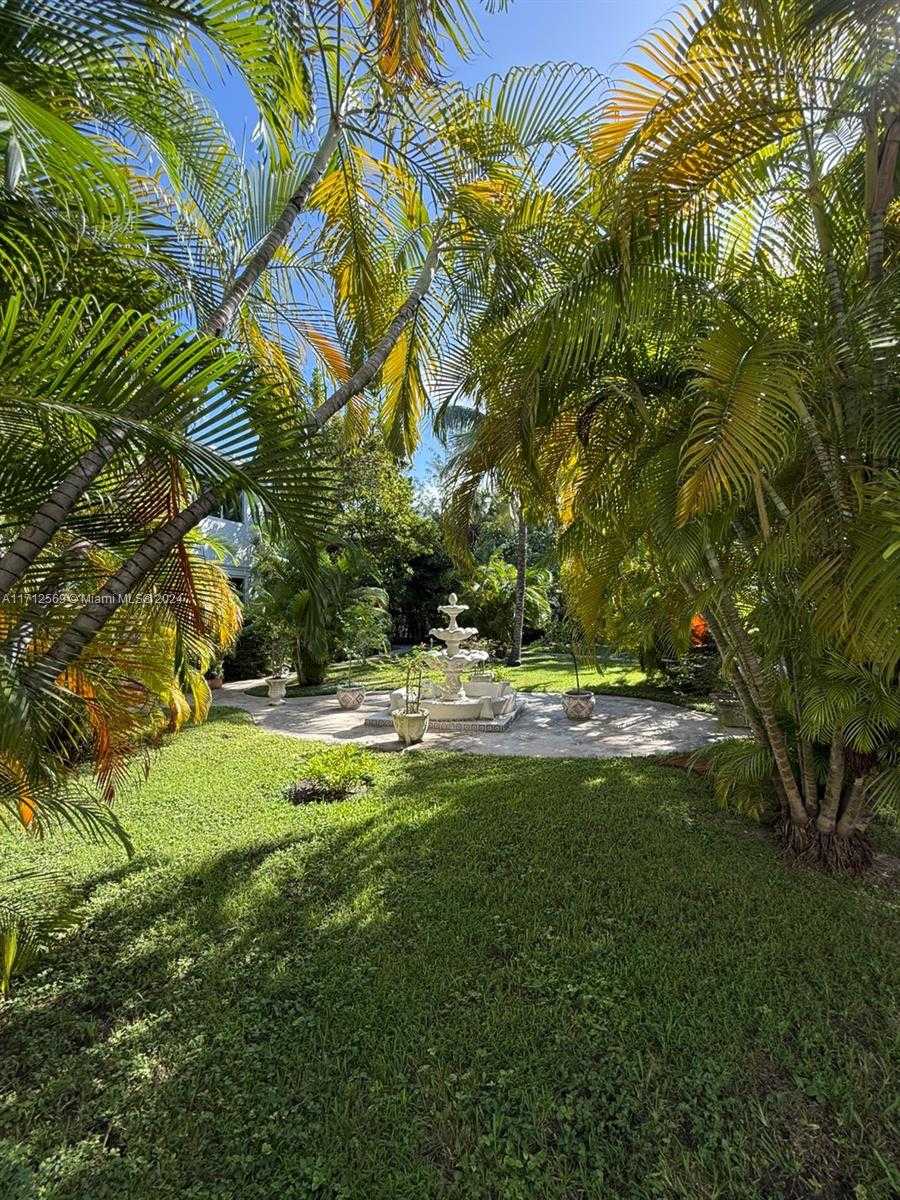 Small Image of 10074 EAST BAY HARBOR DR #74C, Bay Harbor Islands Number 22