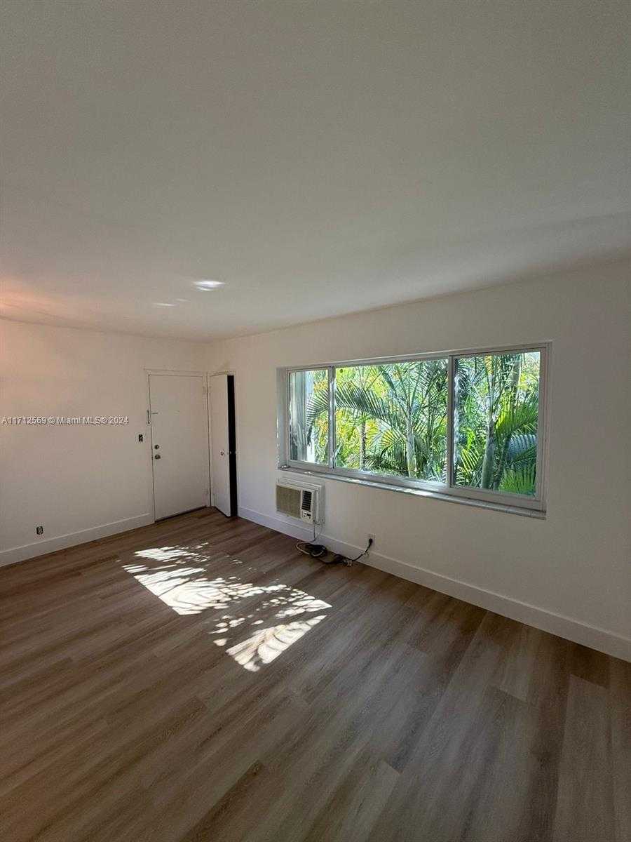 Small Image of 10074 EAST BAY HARBOR DR #74C, Bay Harbor Islands Number 4