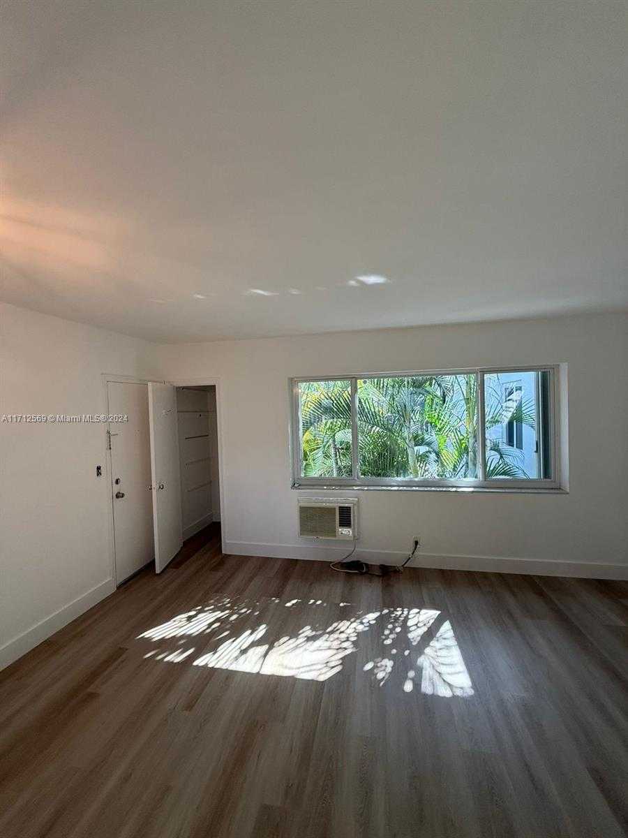 Small Image of 10074 EAST BAY HARBOR DR #74C, Bay Harbor Islands Number 5