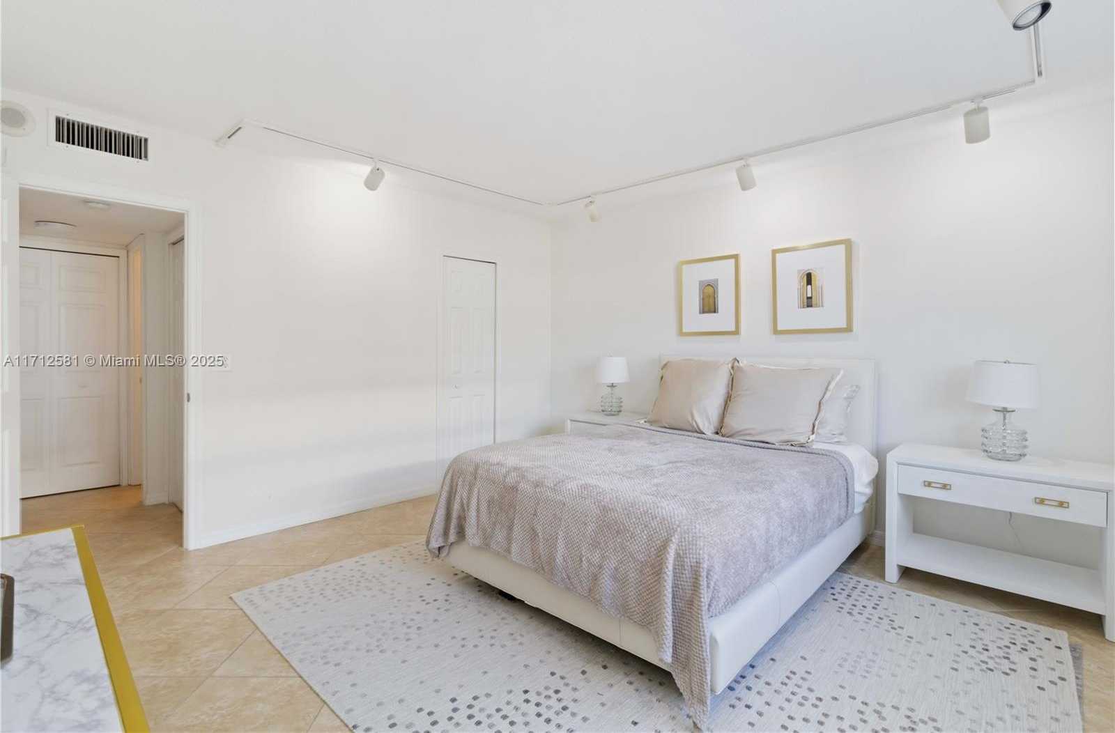 Small Image of 3450 SOUTH OCEAN BLVD #2030, Palm Beach Number 14