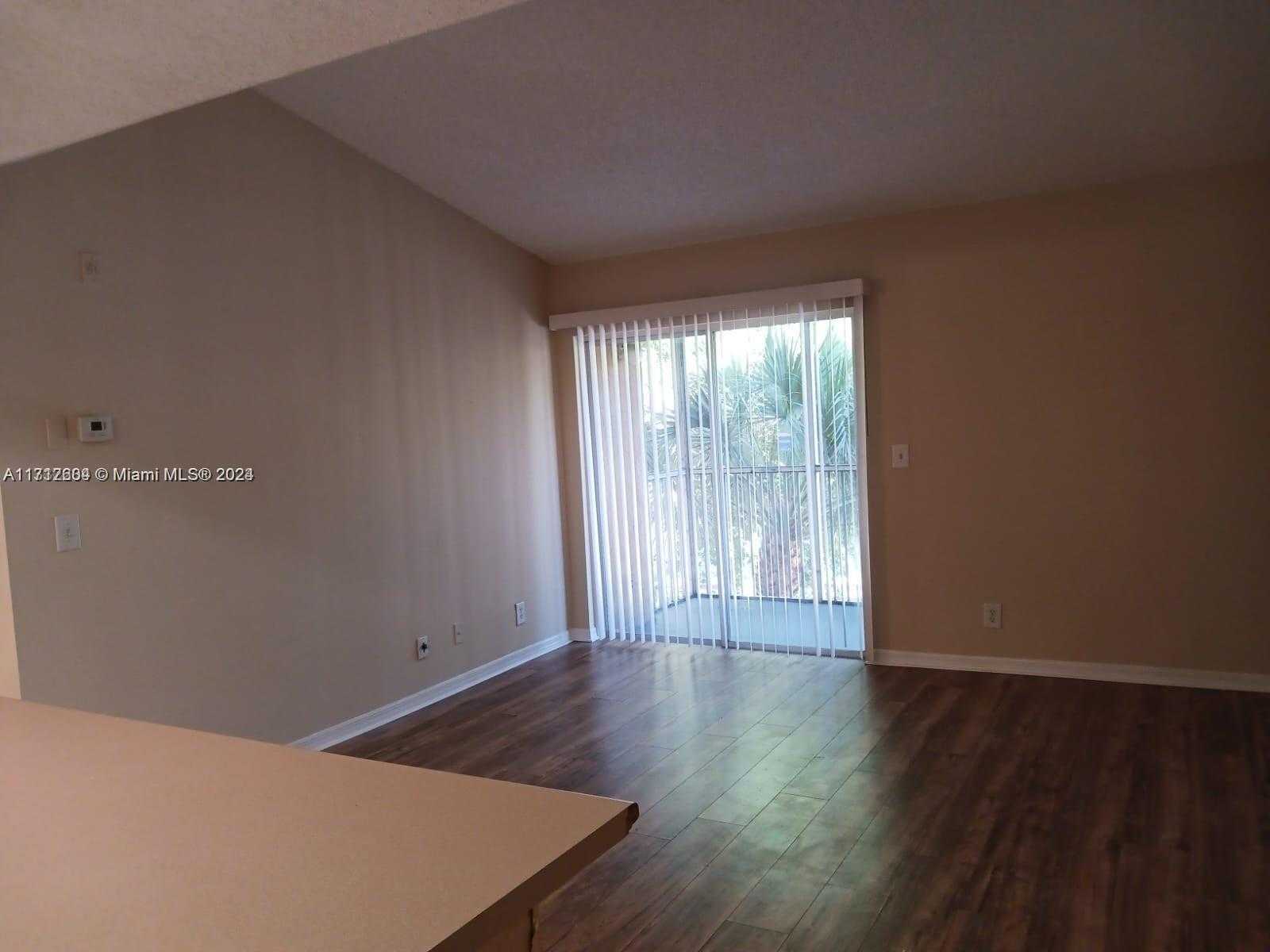 Small Image of Pompano Beach Number 12