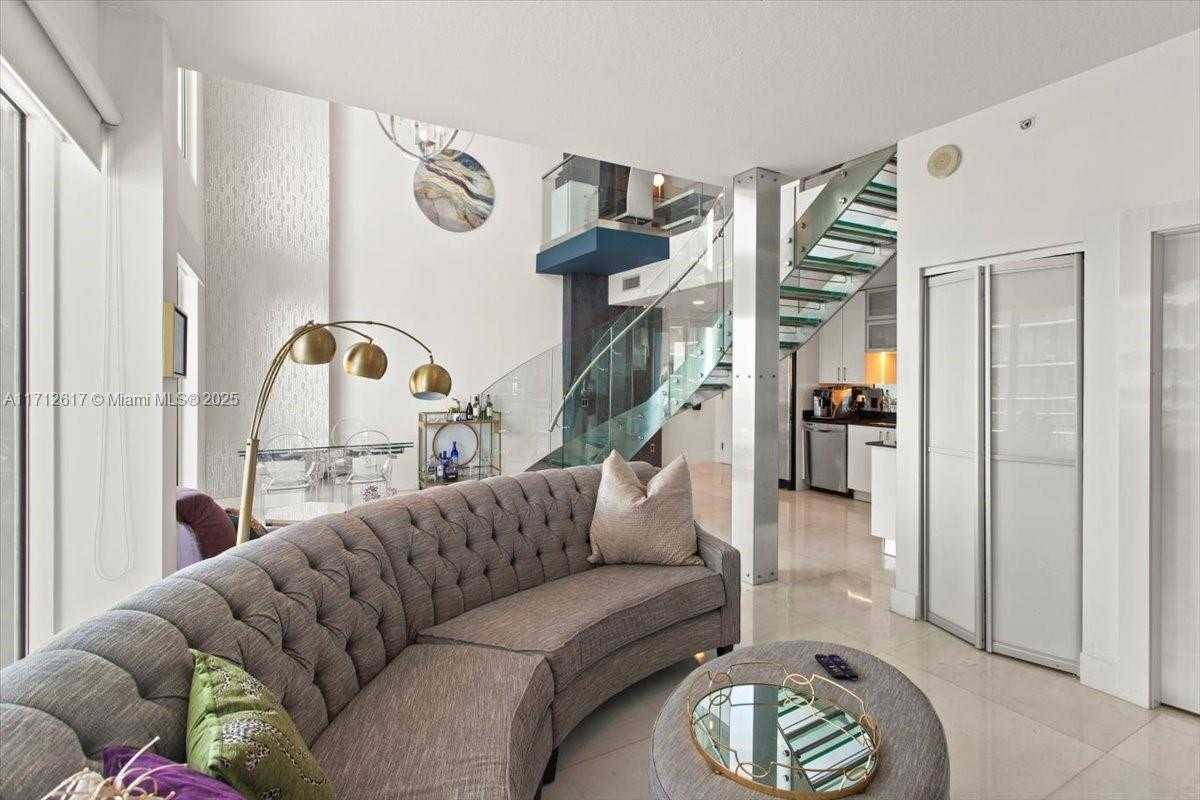 Small Image of 60 SOUTH WEST 13TH ST #4606, Miami Number 14