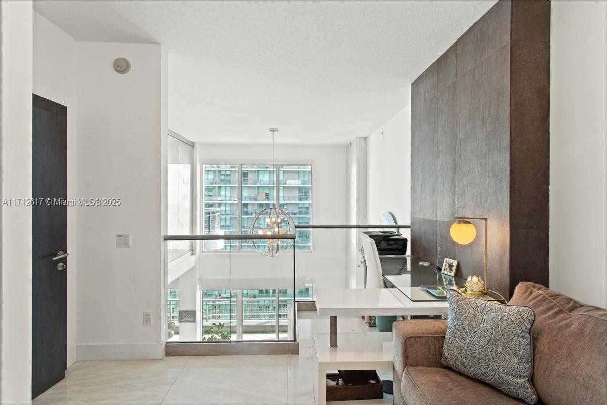 Small Image of 60 SOUTH WEST 13TH ST #4606, Miami Number 15