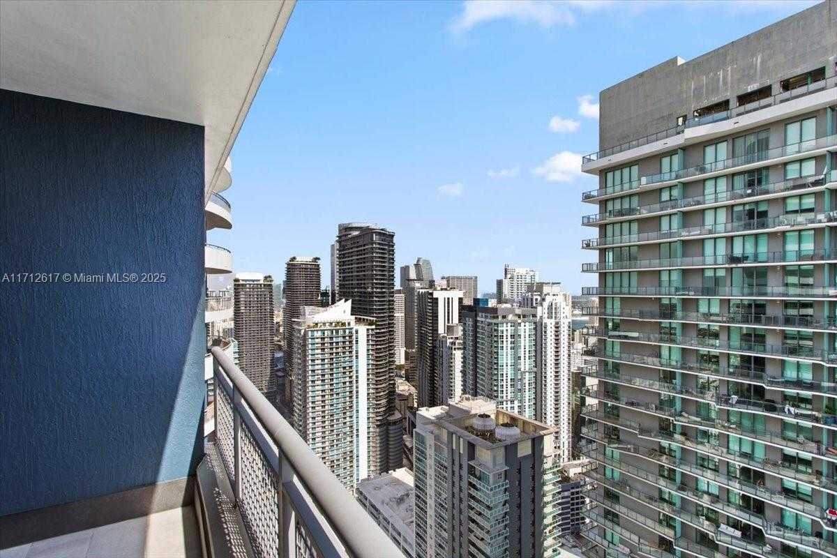 Small Image of 60 SOUTH WEST 13TH ST #4606, Miami Number 21