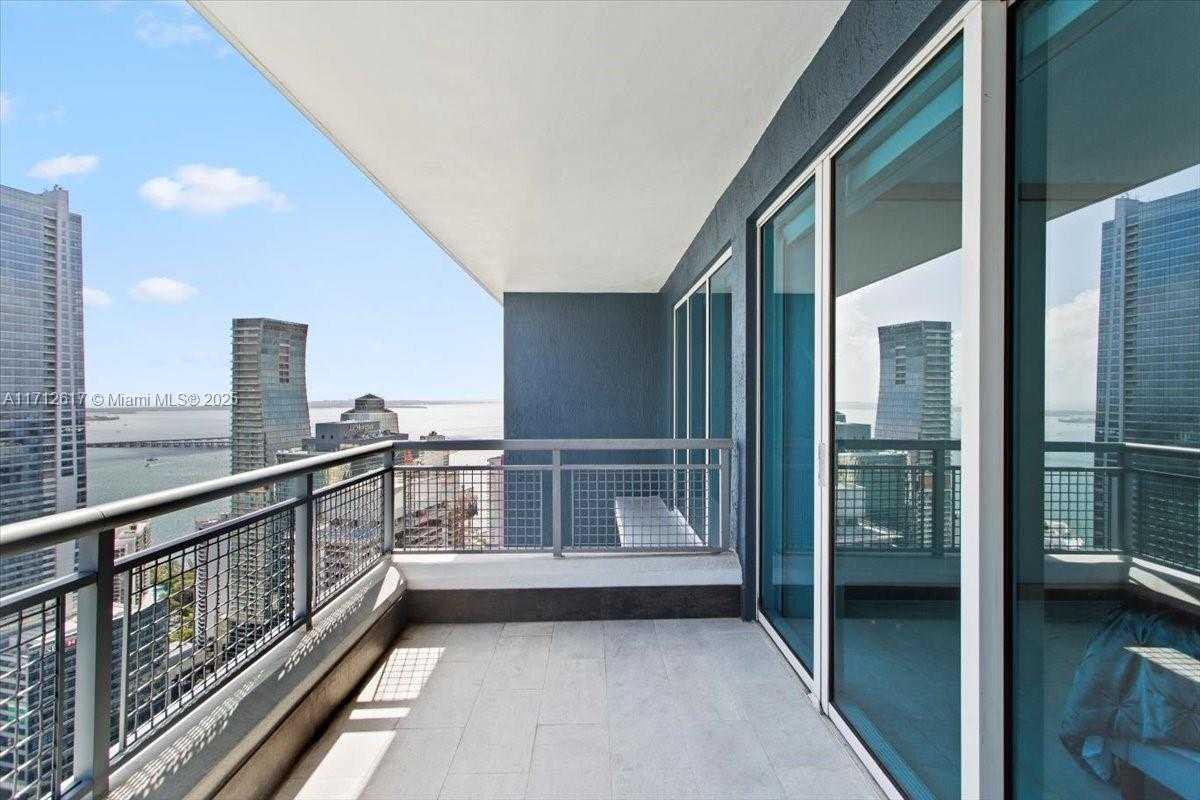 Small Image of 60 SOUTH WEST 13TH ST #4606, Miami Number 30