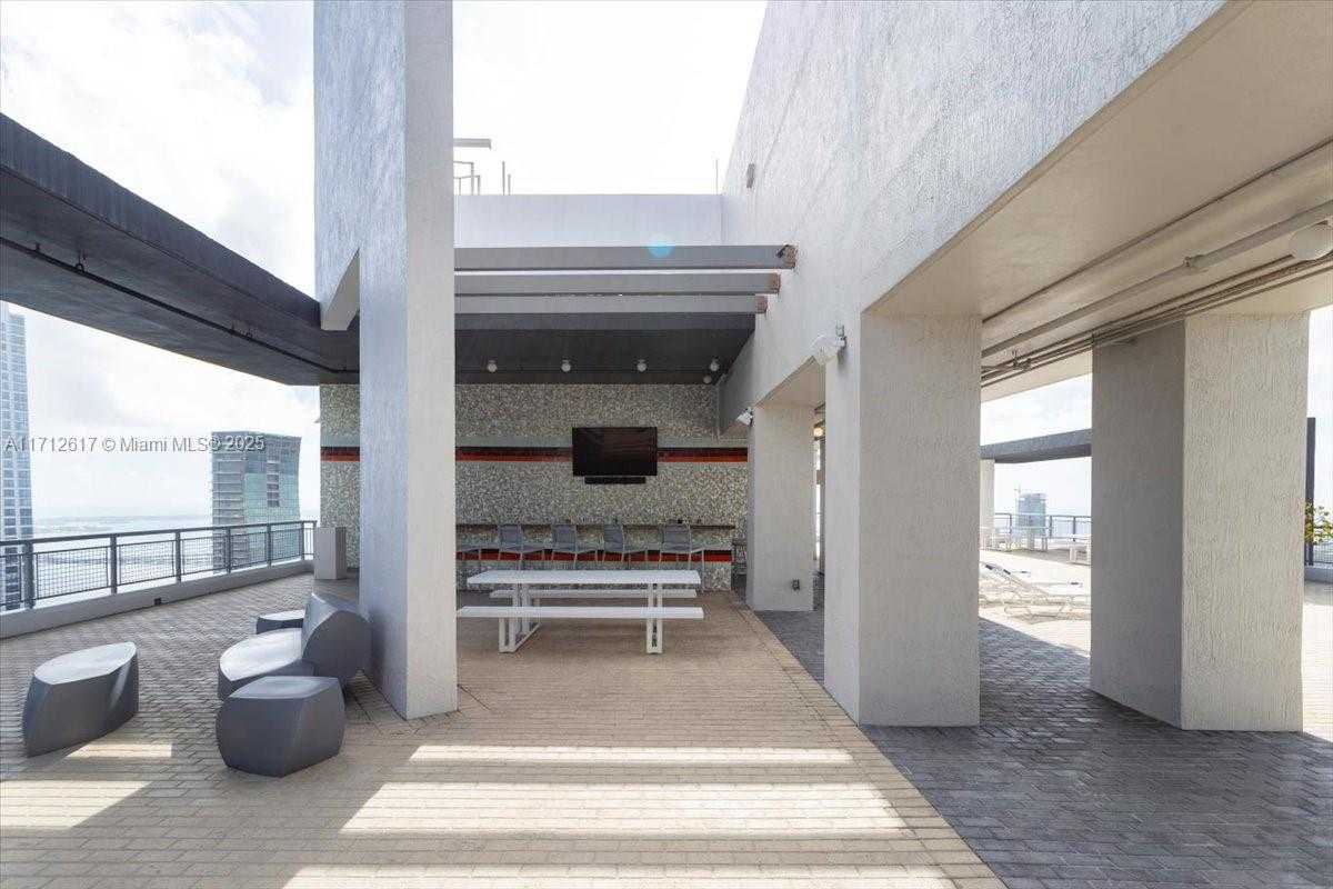 Small Image of 60 SOUTH WEST 13TH ST #4606, Miami Number 31