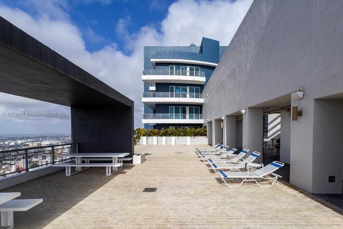 Small Image of 60 SOUTH WEST 13TH ST #4606, Miami Number 33