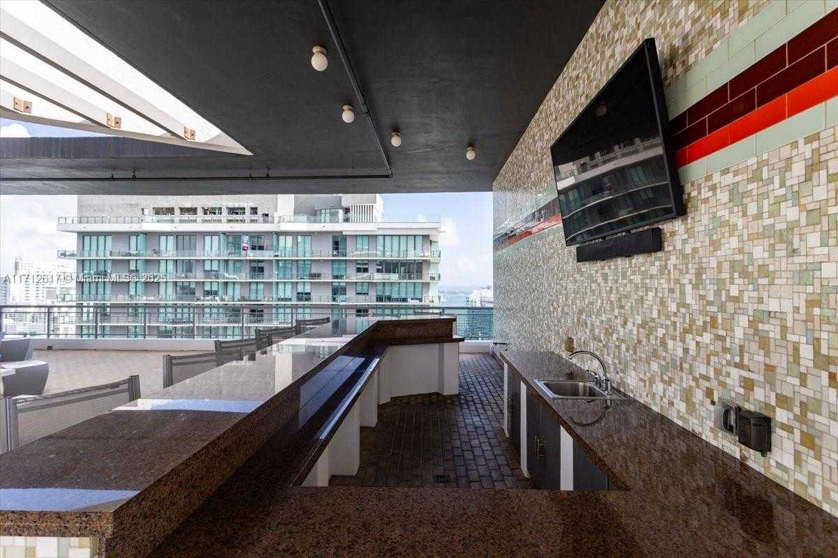 Small Image of 60 SOUTH WEST 13TH ST #4606, Miami Number 38