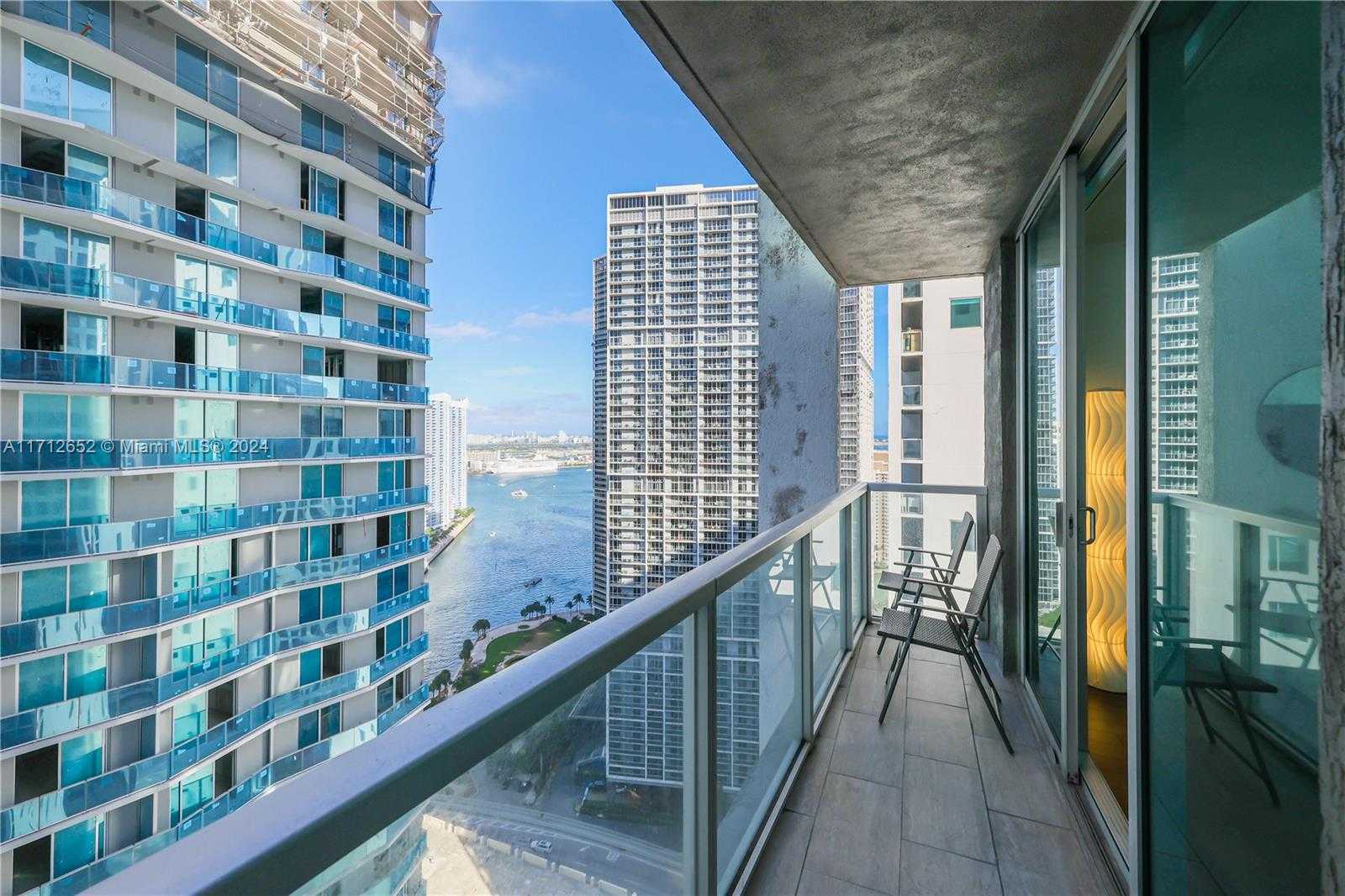 Small Image of 55 SE 6th St, Miami, FL 33131, USA Number 22