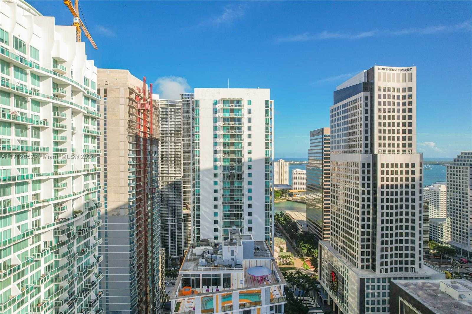 Small Image of 55 SE 6th St, Miami, FL 33131, USA Number 25
