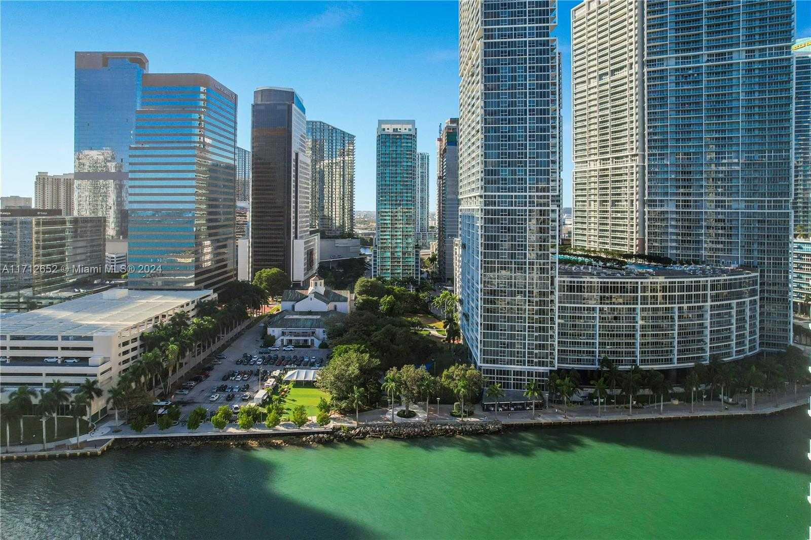 Small Image of 55 SE 6th St, Miami, FL 33131, USA Number 31