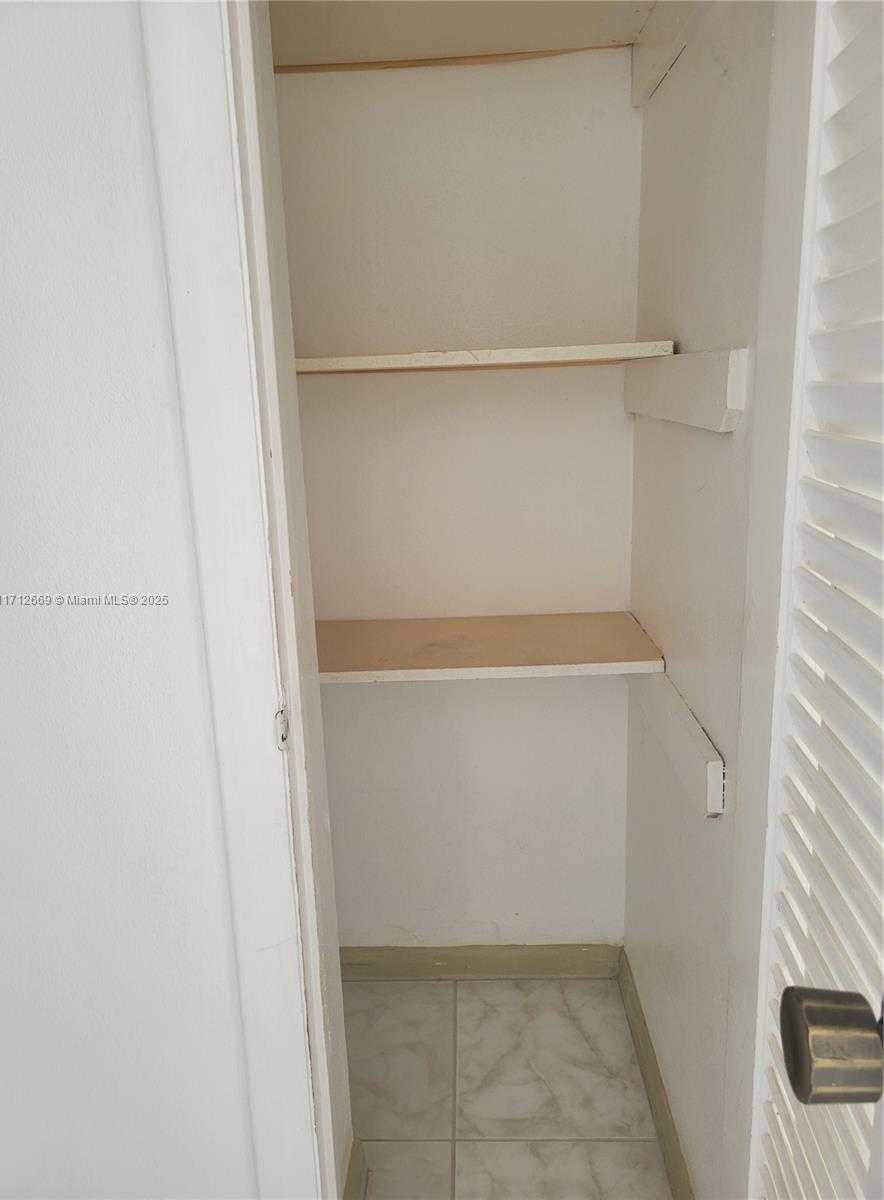 Small Image of 17800 ATLANTIC BLVD #206, Sunny Isles Beach Number 13