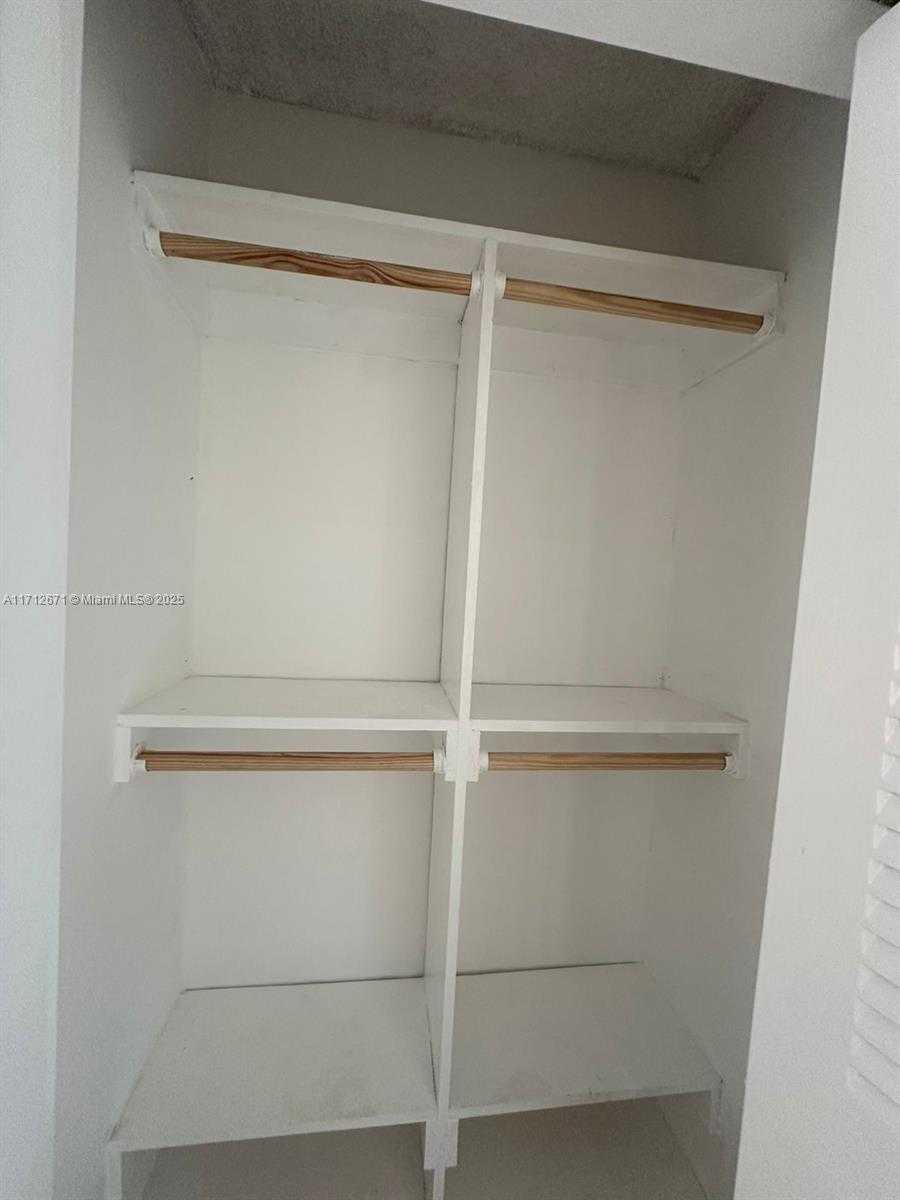 Small Image of 1051 SOUTH WEST 1ST ST #303, Miami Number 19