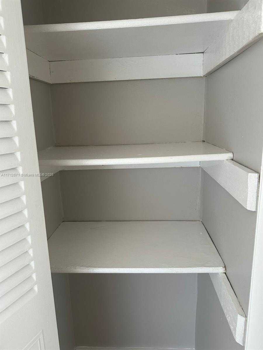 Small Image of 1051 SOUTH WEST 1ST ST #303, Miami Number 20