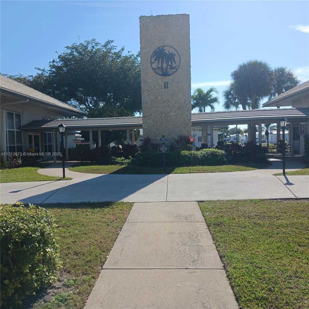 Small Image of 1115 LAKE TER #206, Boynton Beach Number 10