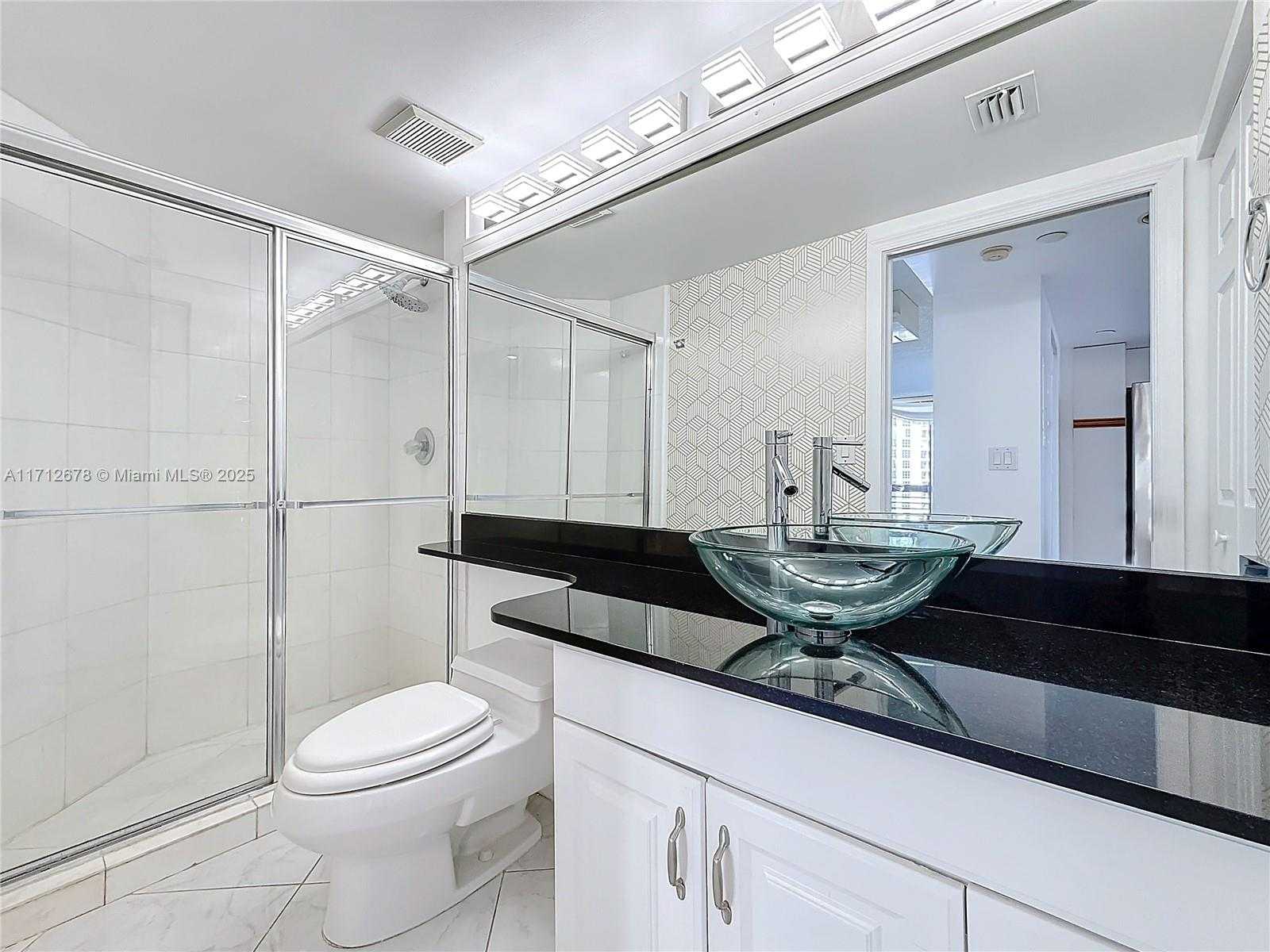 Small Image of 3530 MYSTIC POINTE DR #3206, Aventura Number 21