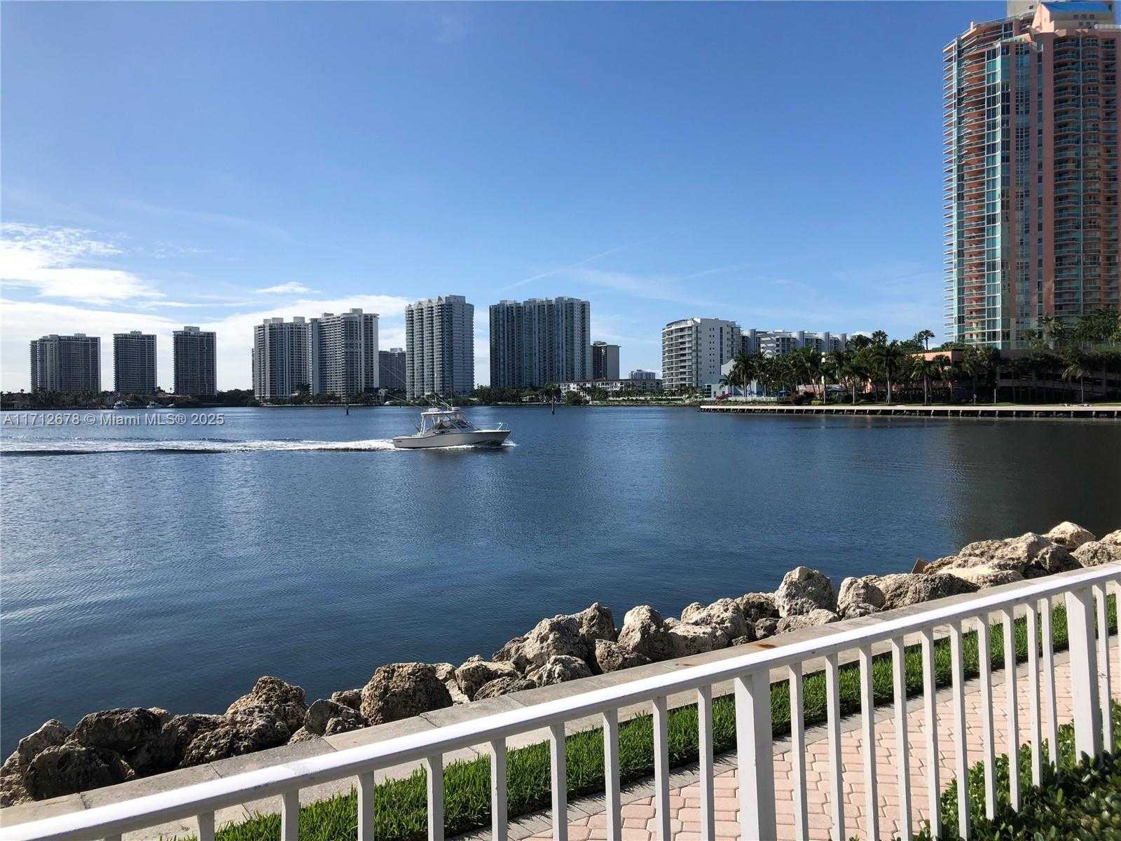 Small Image of 3530 MYSTIC POINTE DR #3206, Aventura Number 30
