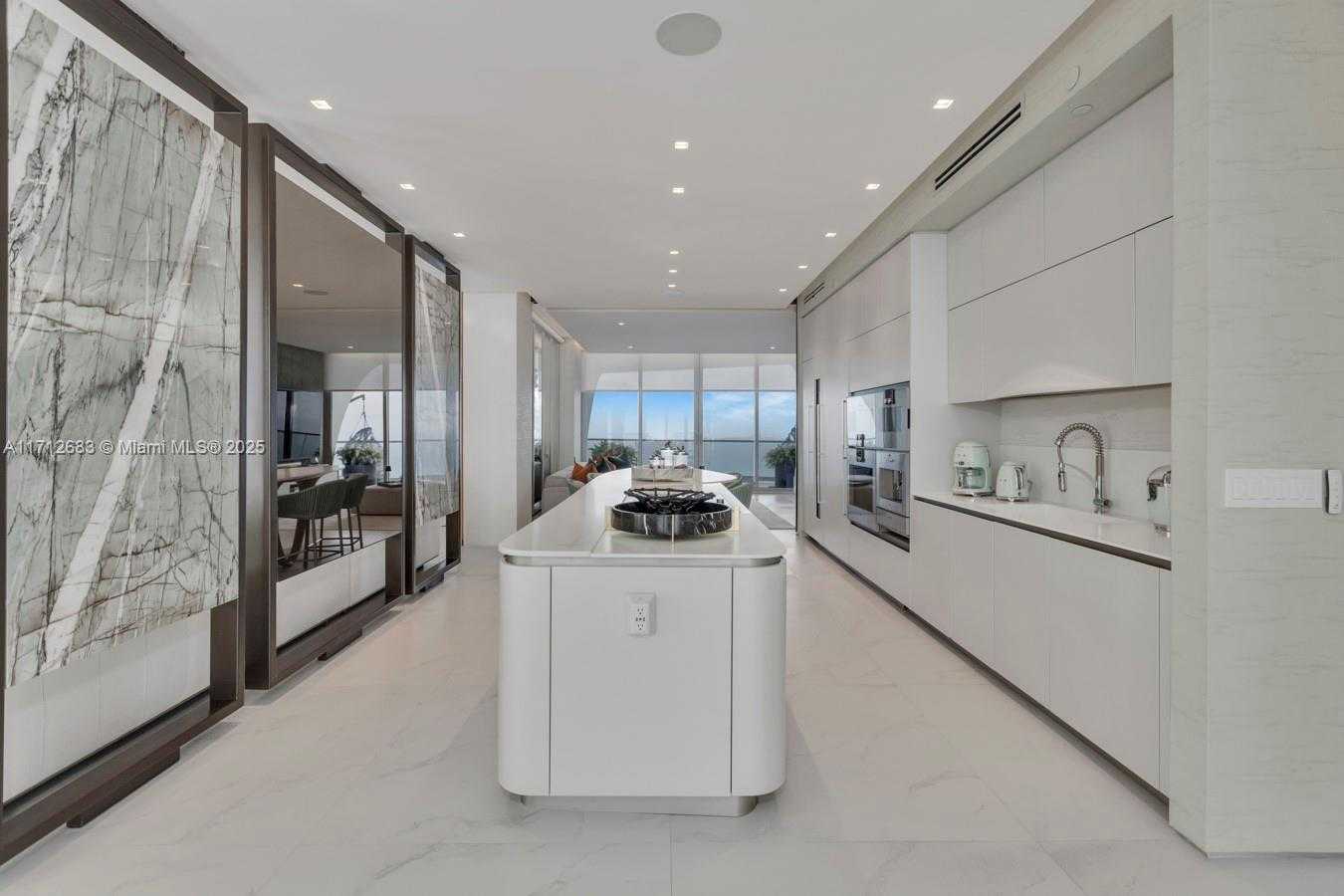 Small Image of 16901 COLLINS AVE #5103, Sunny Isles Beach Number 21