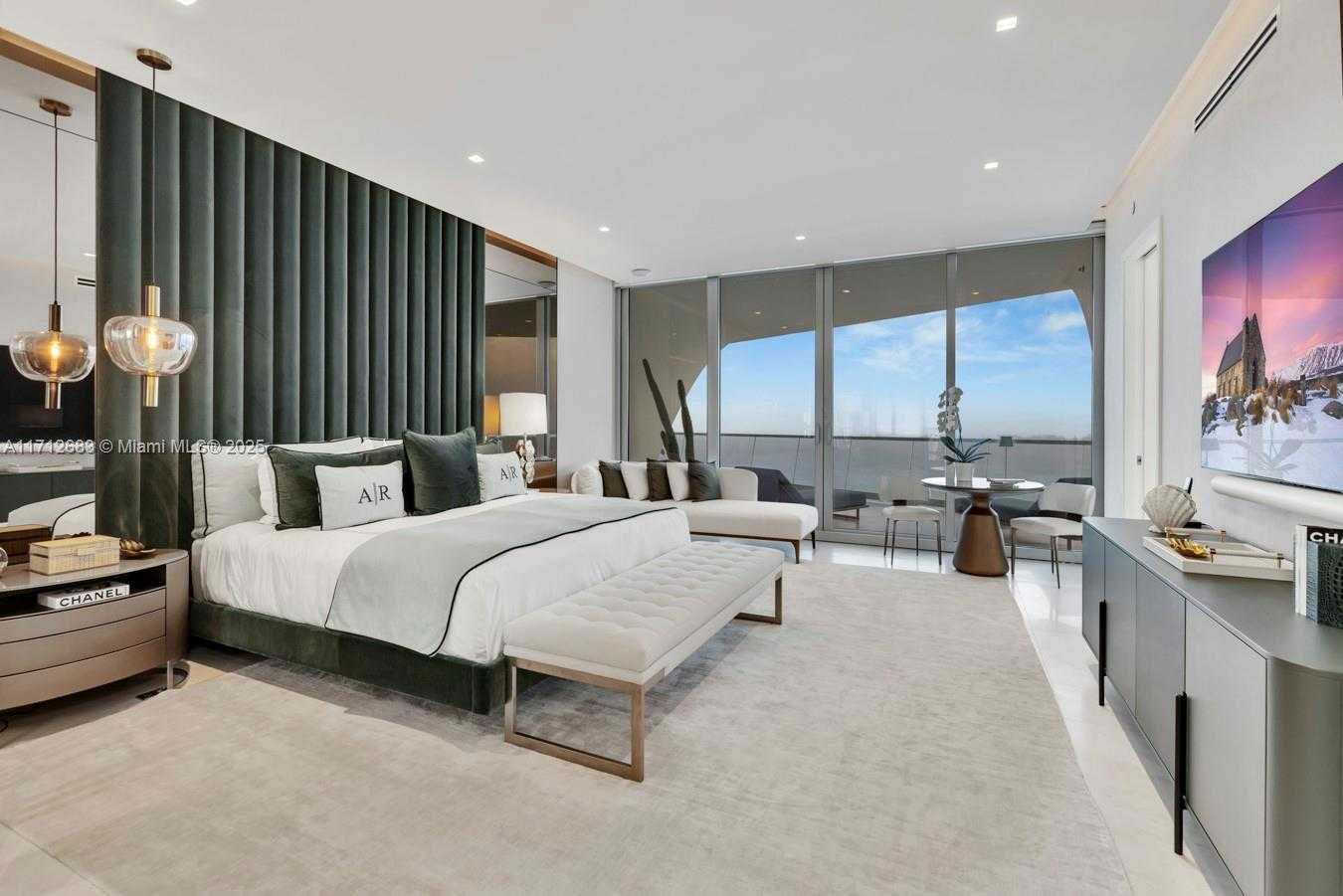 Small Image of 16901 COLLINS AVE #5103, Sunny Isles Beach Number 29