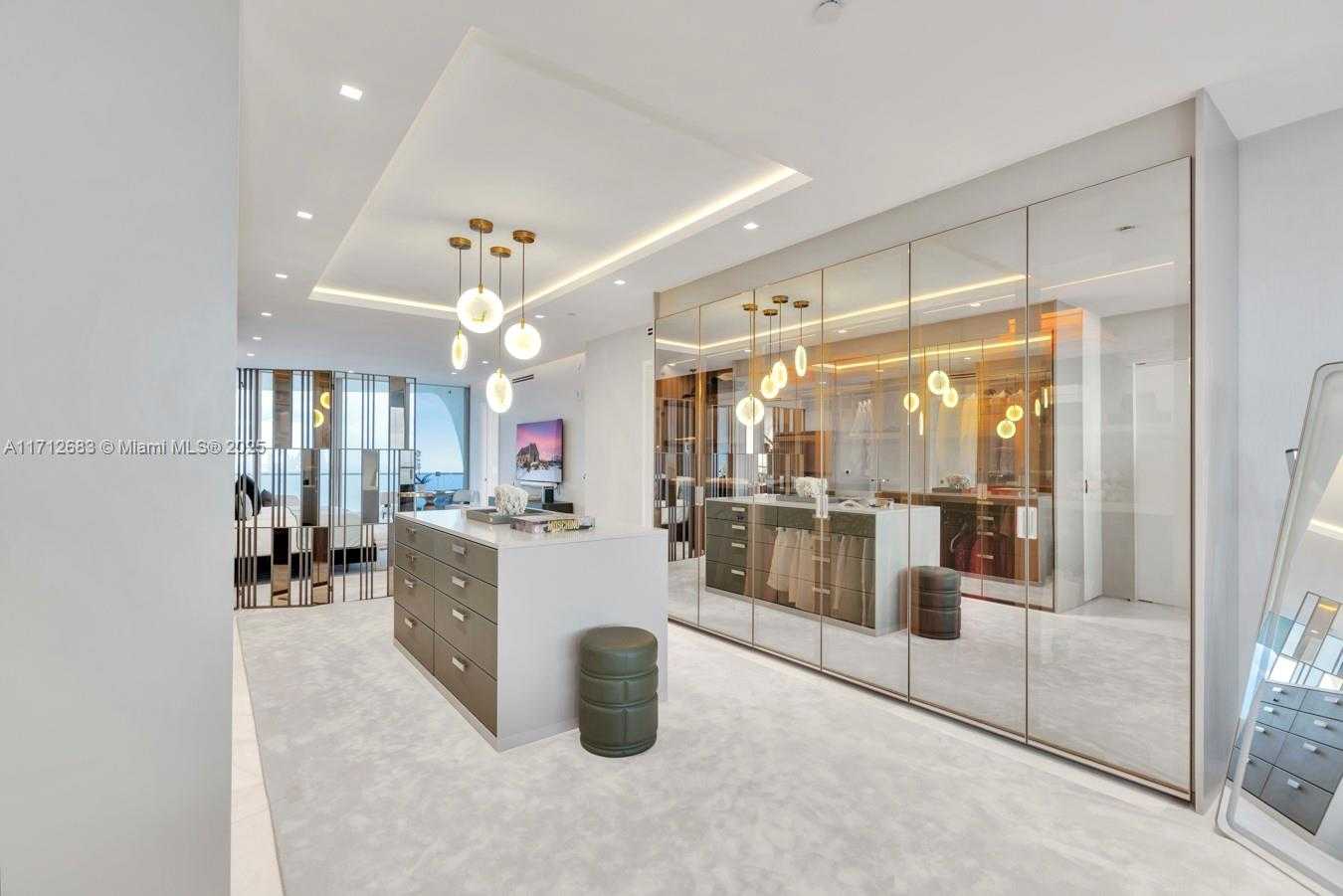 Small Image of 16901 COLLINS AVE #5103, Sunny Isles Beach Number 35
