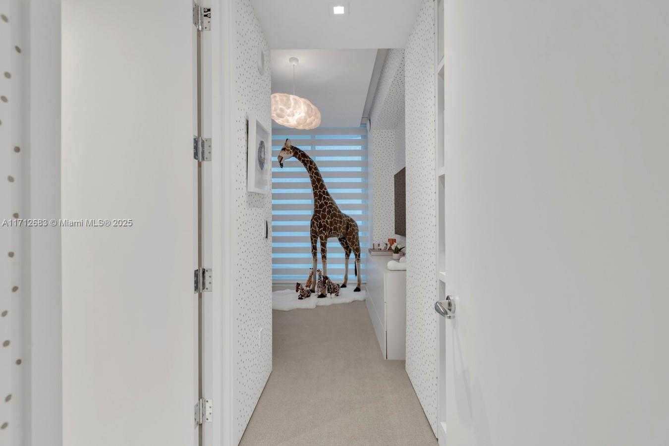 Small Image of 16901 COLLINS AVE #5103, Sunny Isles Beach Number 57