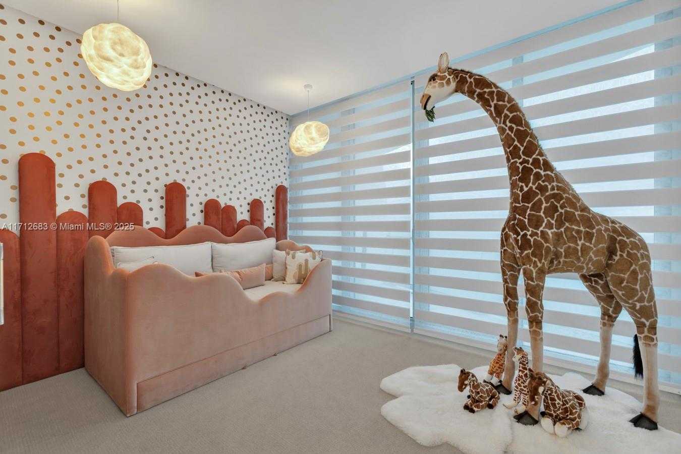 Small Image of 16901 COLLINS AVE #5103, Sunny Isles Beach Number 58