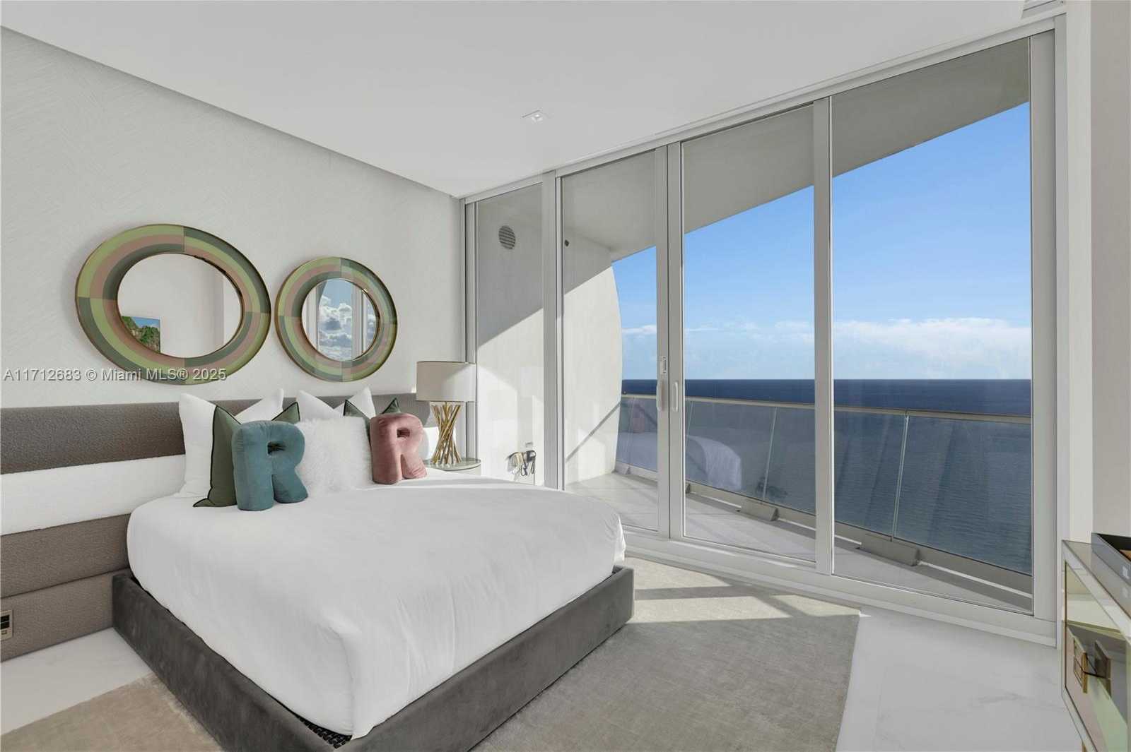 Small Image of 16901 COLLINS AVE #5103, Sunny Isles Beach Number 62