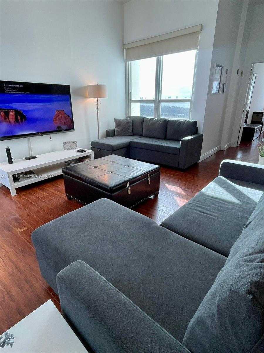 Small Image of 5445 COLLINS AVE #TS7, Miami Beach Number 2