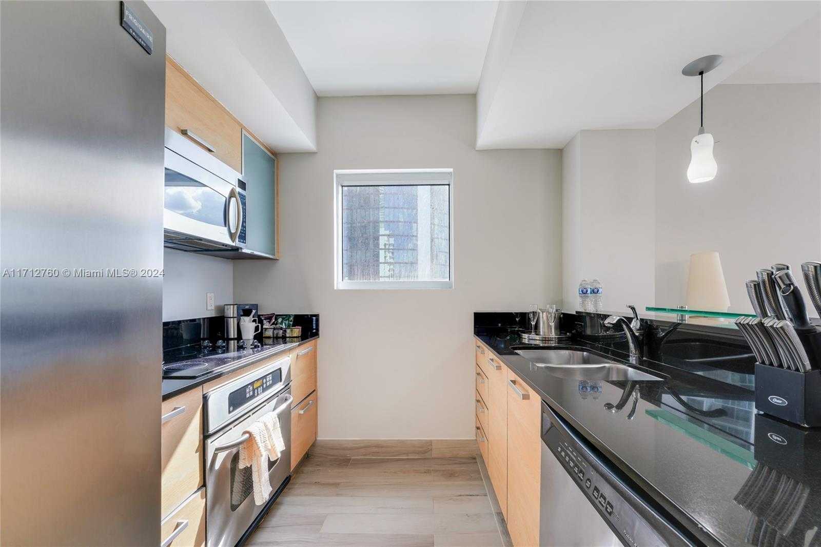 Small Image of 18683 COLLINS AVE #1808, Sunny Isles Beach Number 6