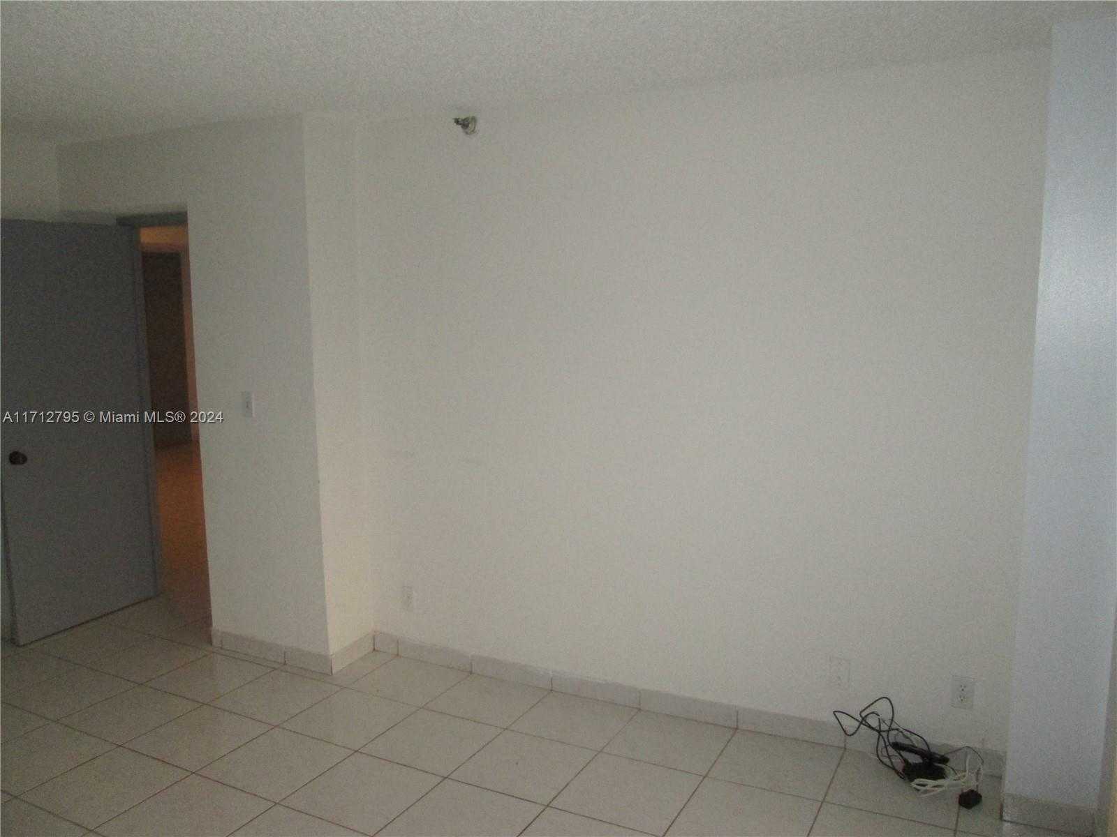 Small Image of 290 174TH ST #404, Sunny Isles Beach Number 15