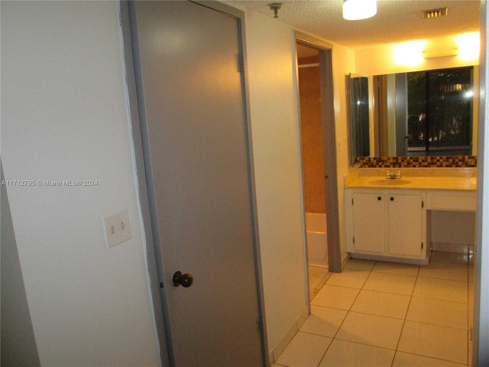 Small Image of 290 174TH ST #404, Sunny Isles Beach Number 20